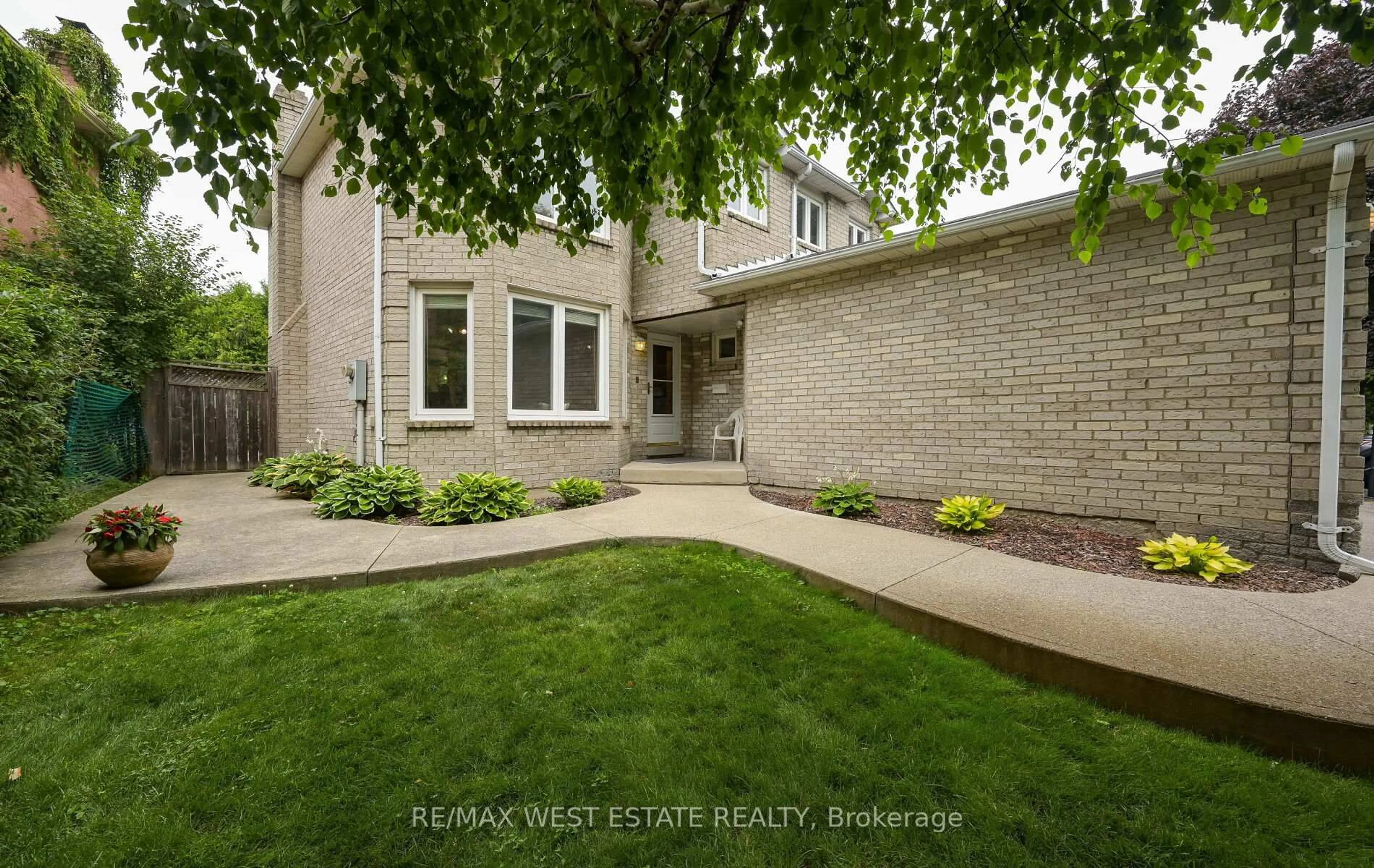 Unknown for 66 La France Rd, Brampton Ontario L6S 4R2