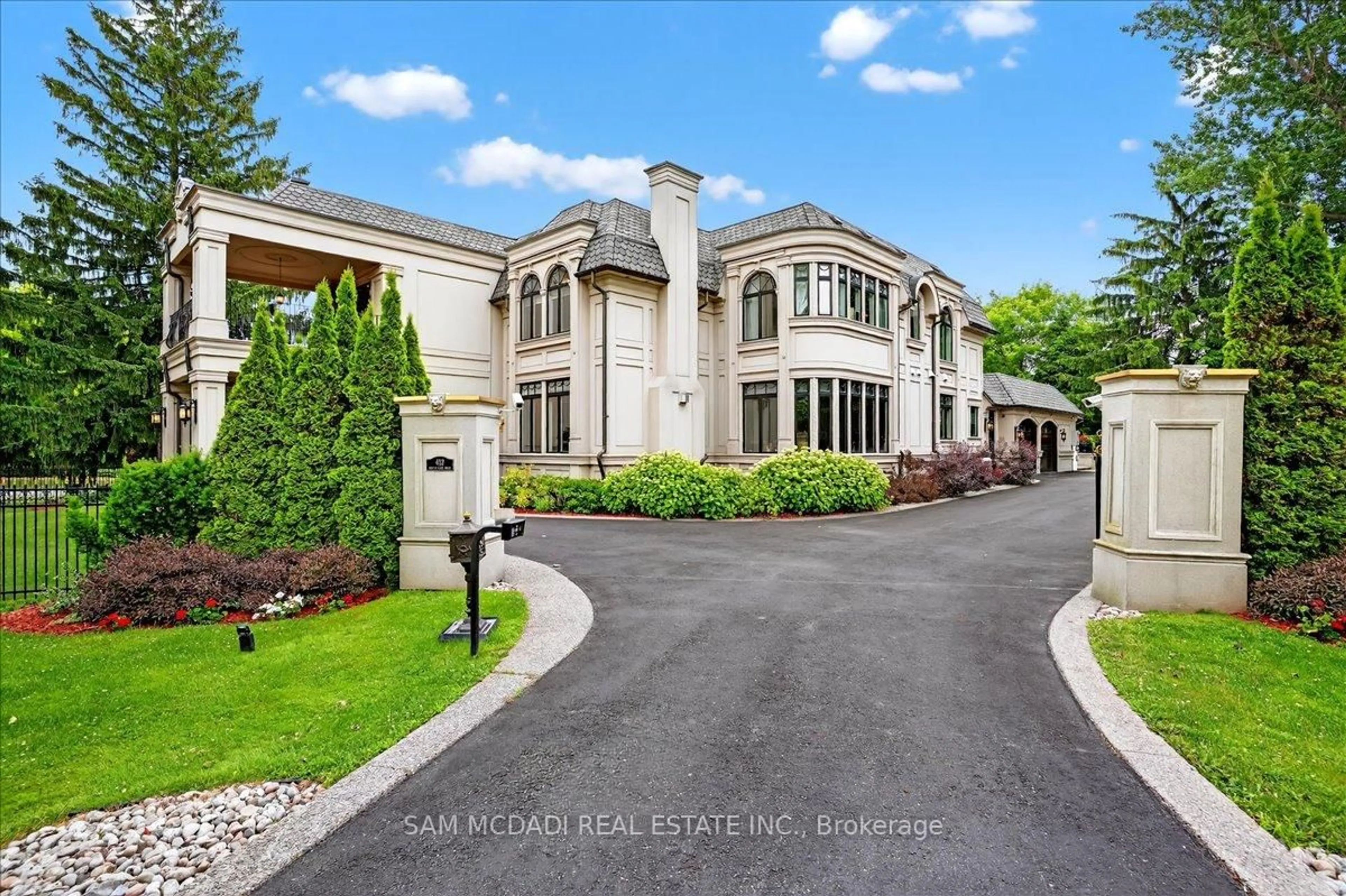 Unknown for 432 Bob-O-Link Rd, Mississauga Ontario L5J 2P2