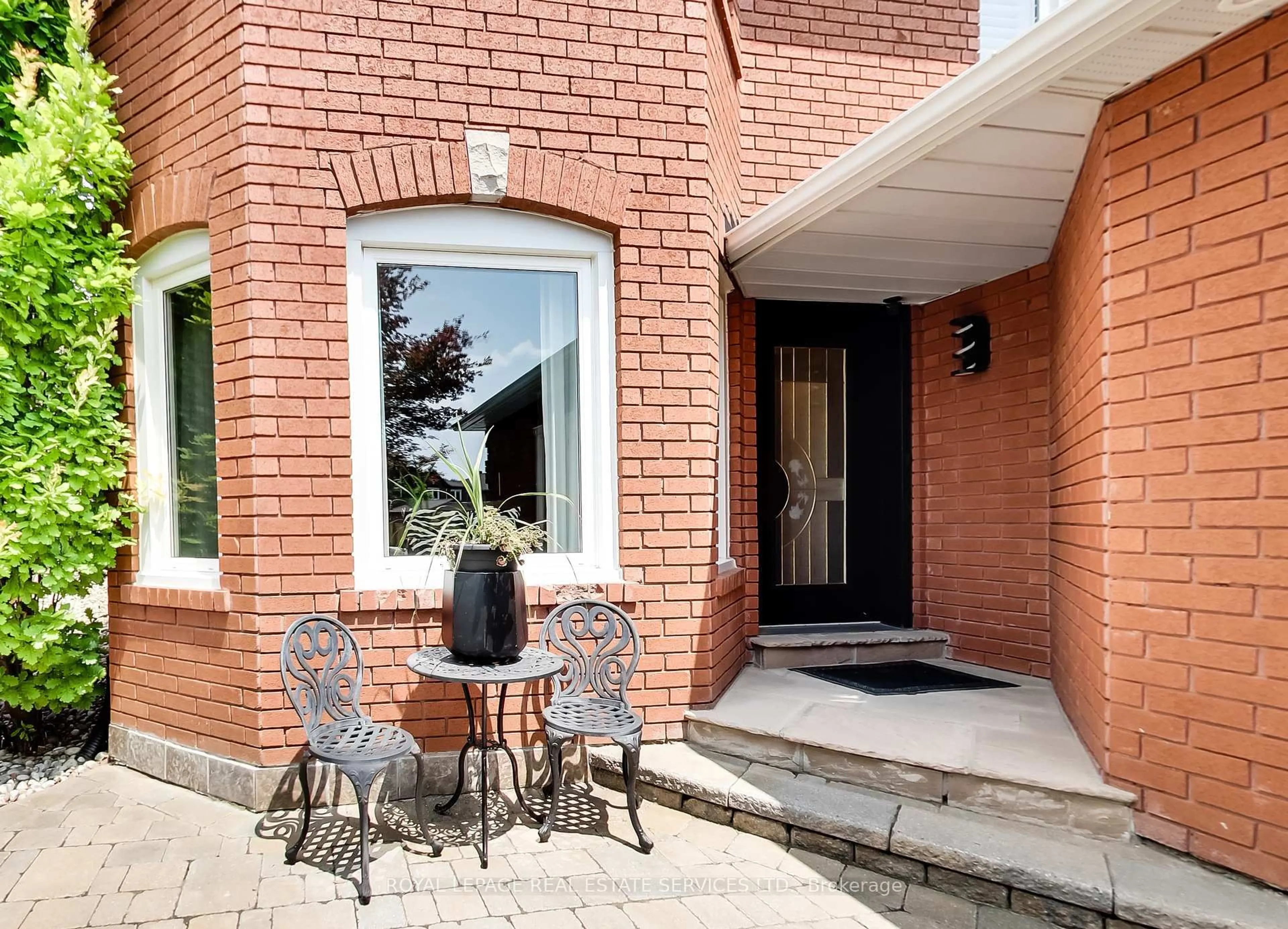 Home with brick exterior material, street for 3506 Pintail Circ, Mississauga Ontario L5N 6C7