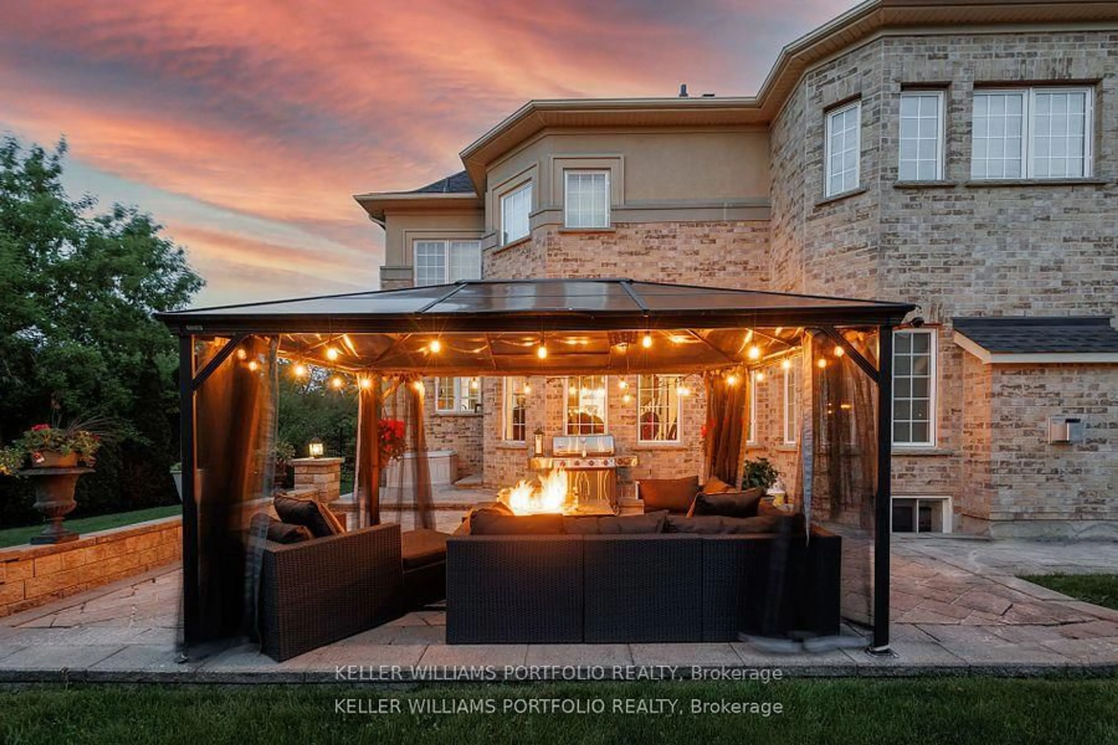 Patio, unknown for 26 Louvain Dr, Brampton Ontario L6P 1W6