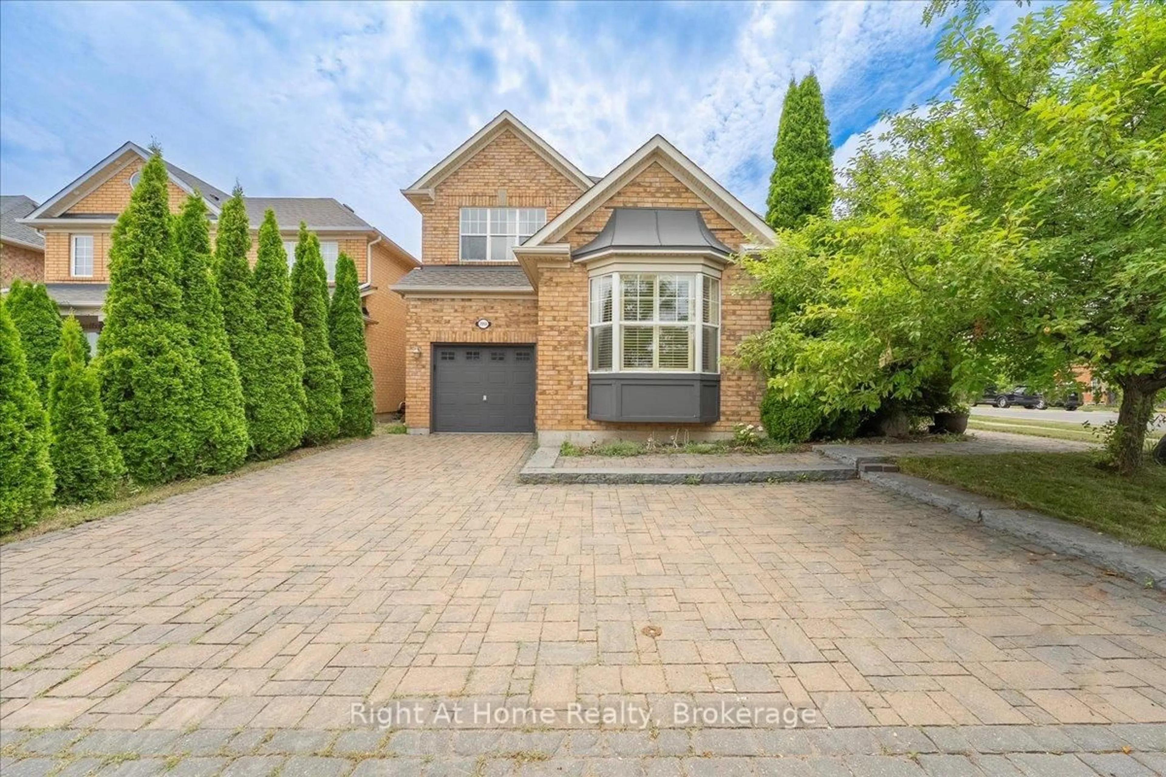 Home with brick exterior material, street for 2956 Westoak Trail Blvd, Oakville Ontario L6M 4S6