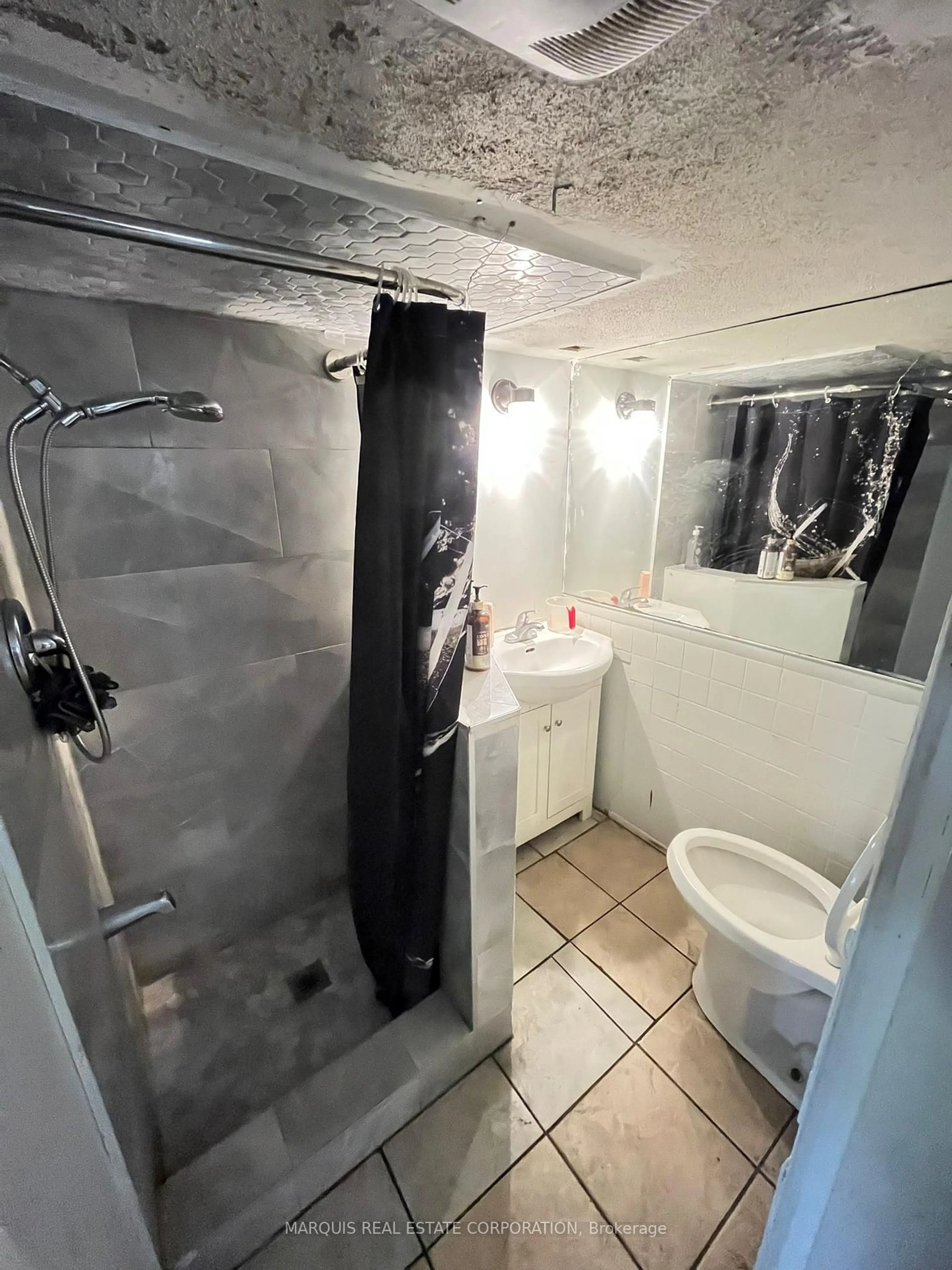 Standard bathroom, floor is not visible for 14 Cardell Ave, Toronto Ontario M9N 1S5