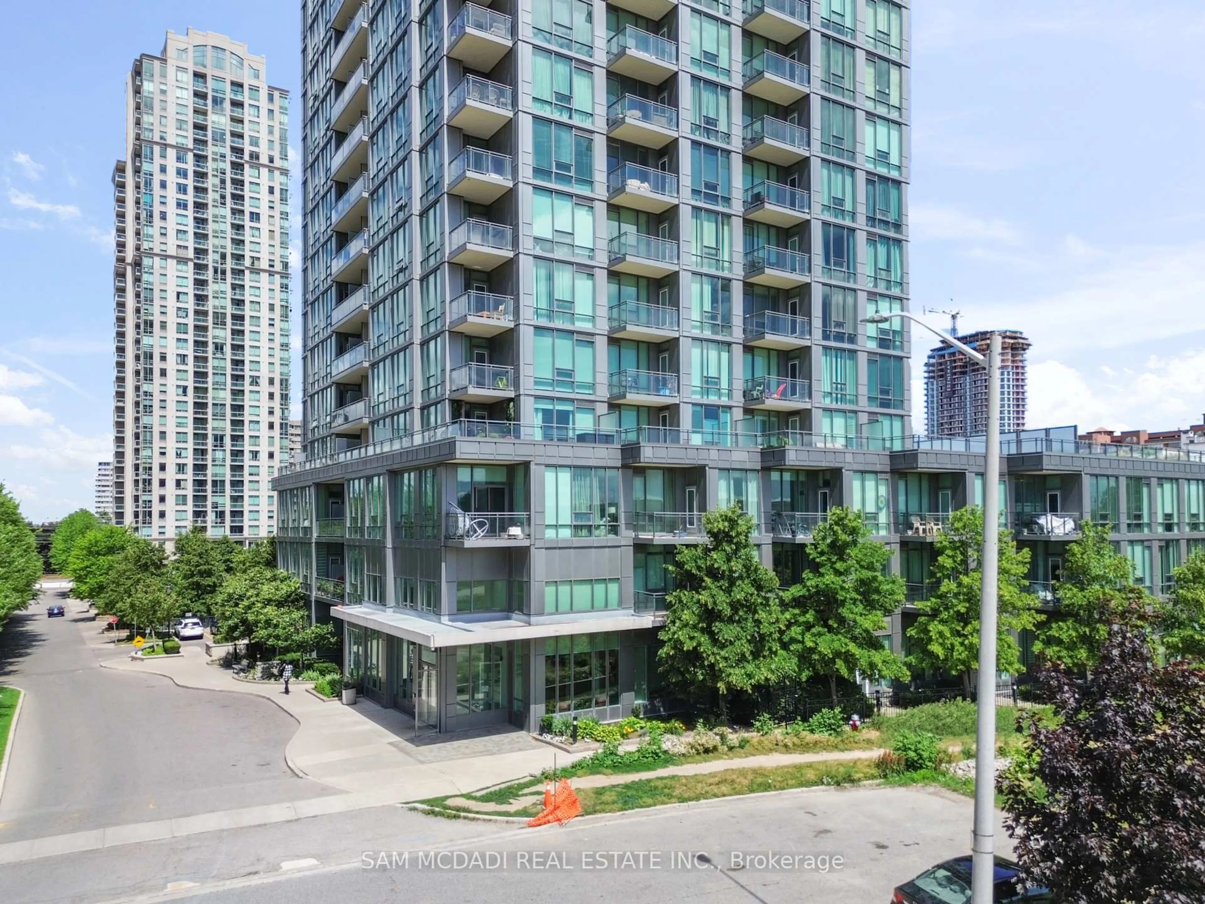 A pic from outside/outdoor area/front of a property/back of a property/a pic from drone, city buildings view from balcony for 3525 Kariya Dr #710, Mississauga Ontario L5B 0C2