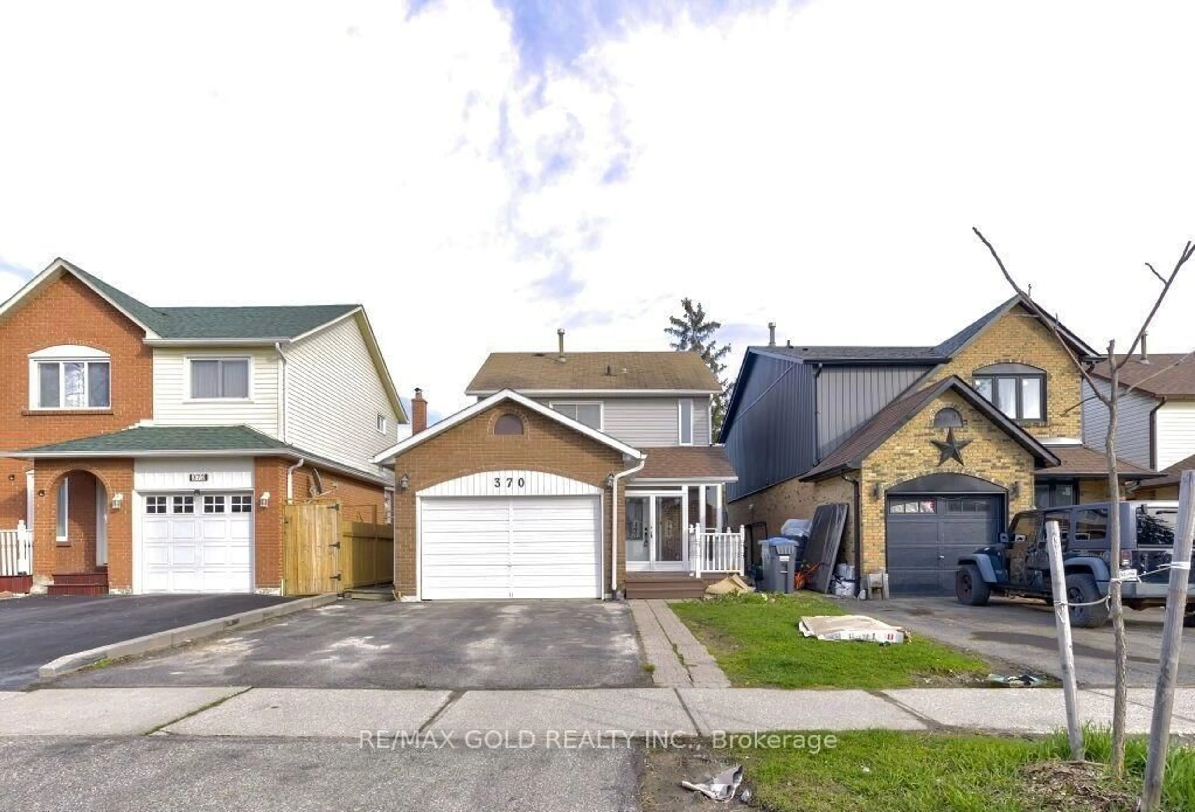 Unknown for 370 Hansen Rd, Brampton Ontario L6V 3P7