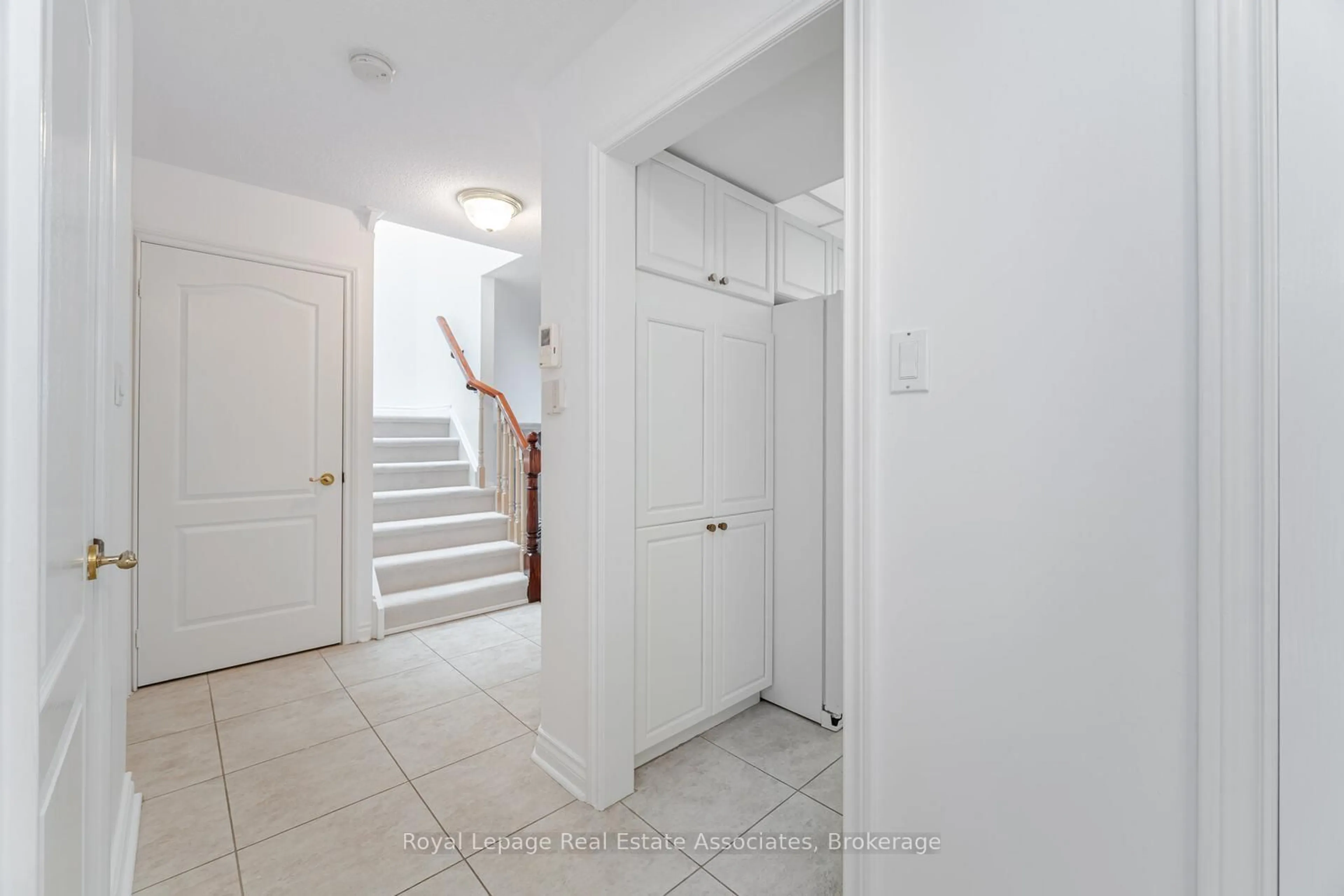Unknown for 5480 Glen Erin Dr #60, Mississauga Ontario L5M 5R3