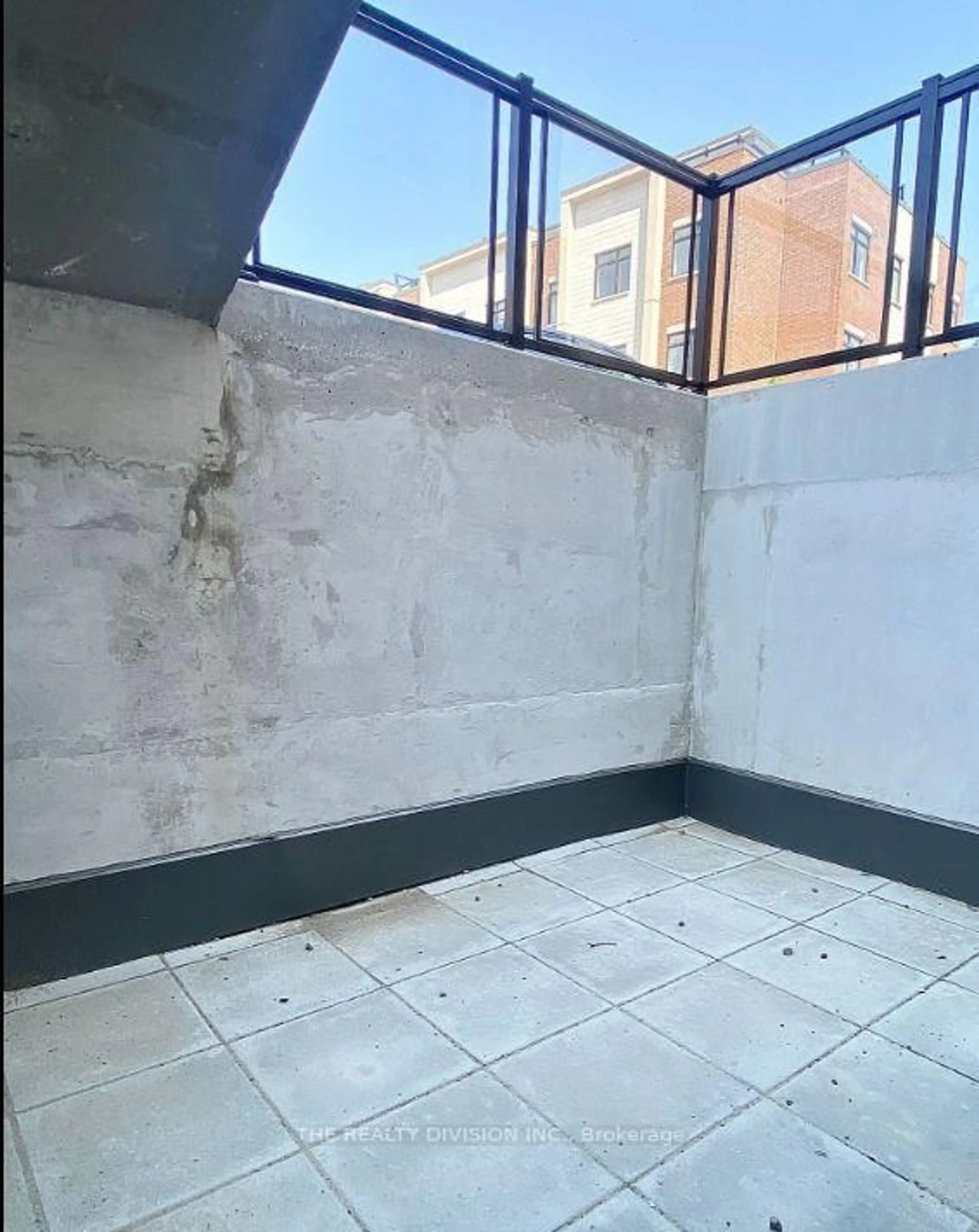 A pic of a room for 1070 Douglas McCurdy Common #124, Mississauga Ontario L5G 0C6