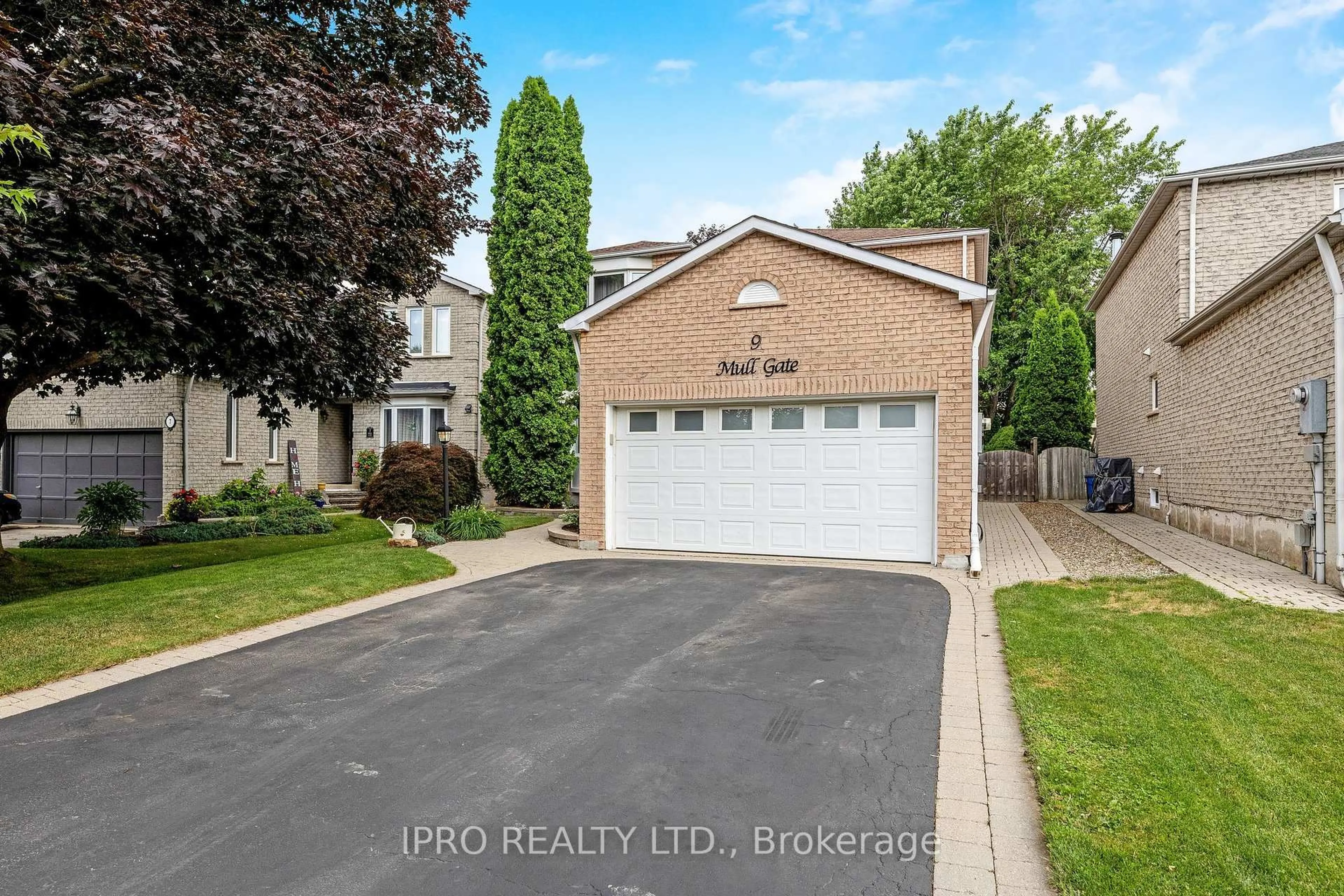 Unknown for 9 Mull Gate, Halton Hills Ontario L7G 5J6