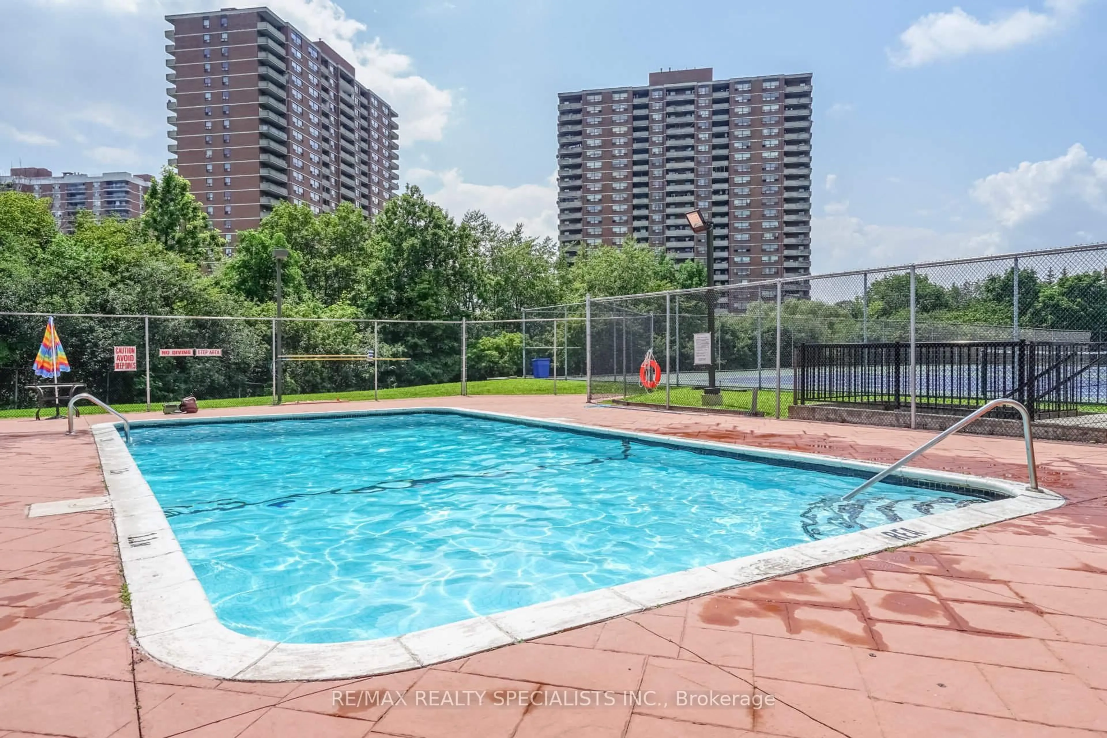Pool for 1 Rowntree Rd #712, Toronto Ontario M9V 5G7
