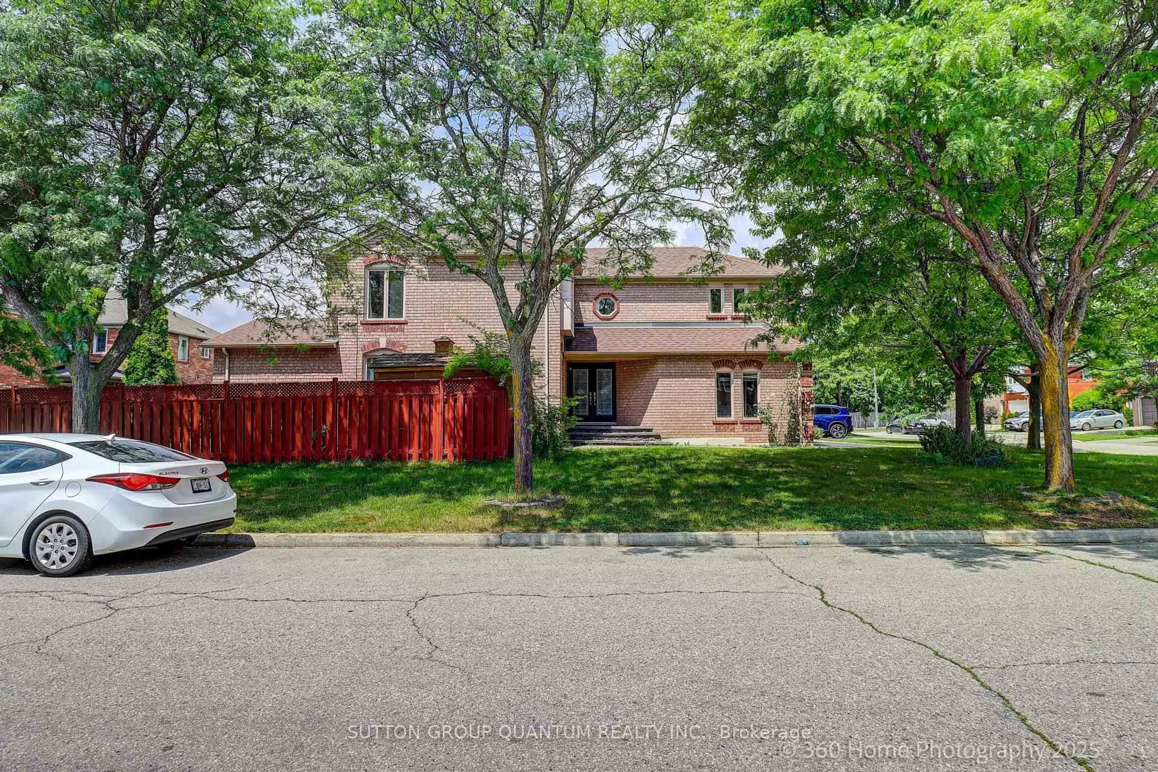 Unknown for 3246 Fanleaf Dr, Mississauga Ontario L5N 7C9