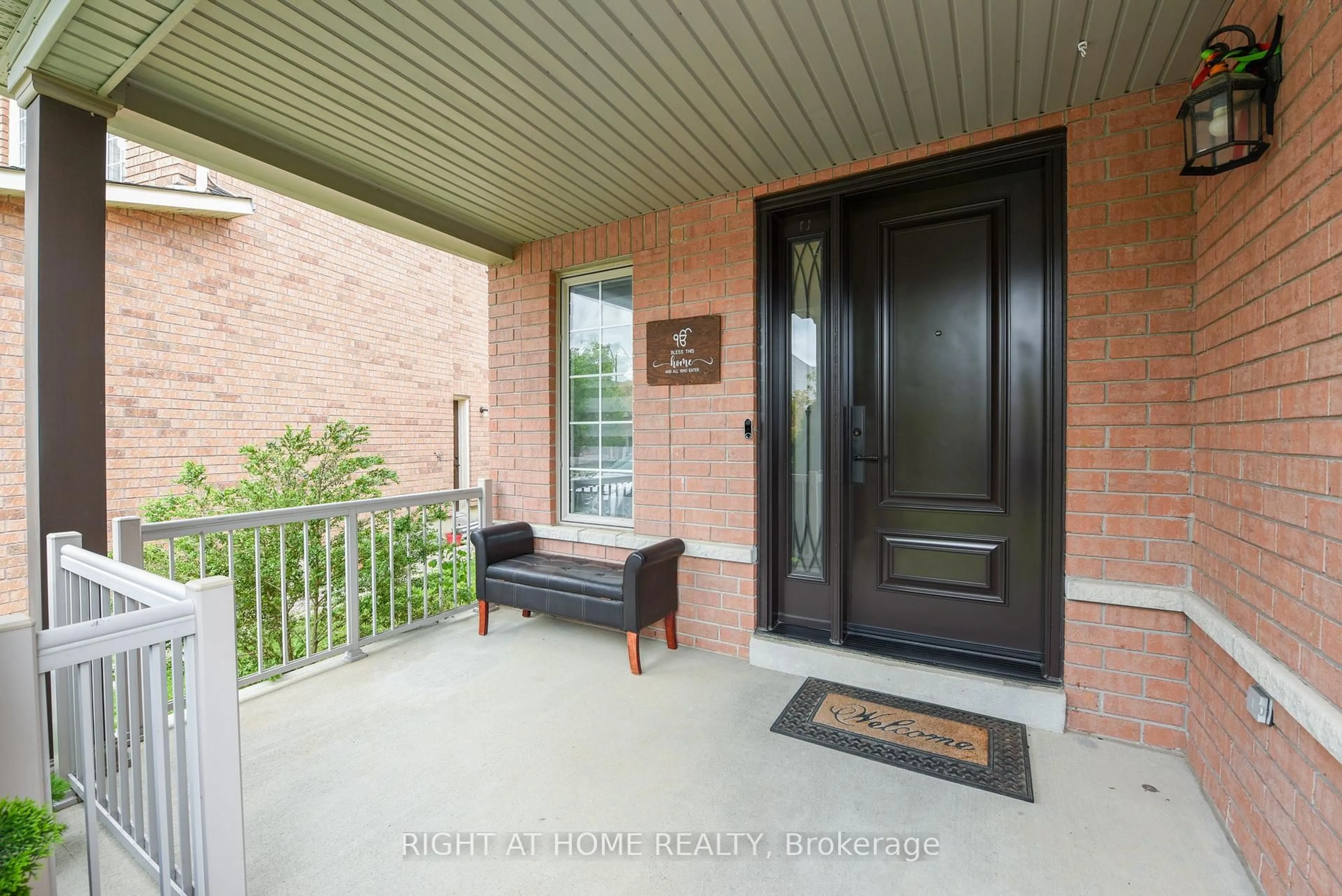 Unknown for 41 Darren Rd, Brampton Ontario L6P 1Z5