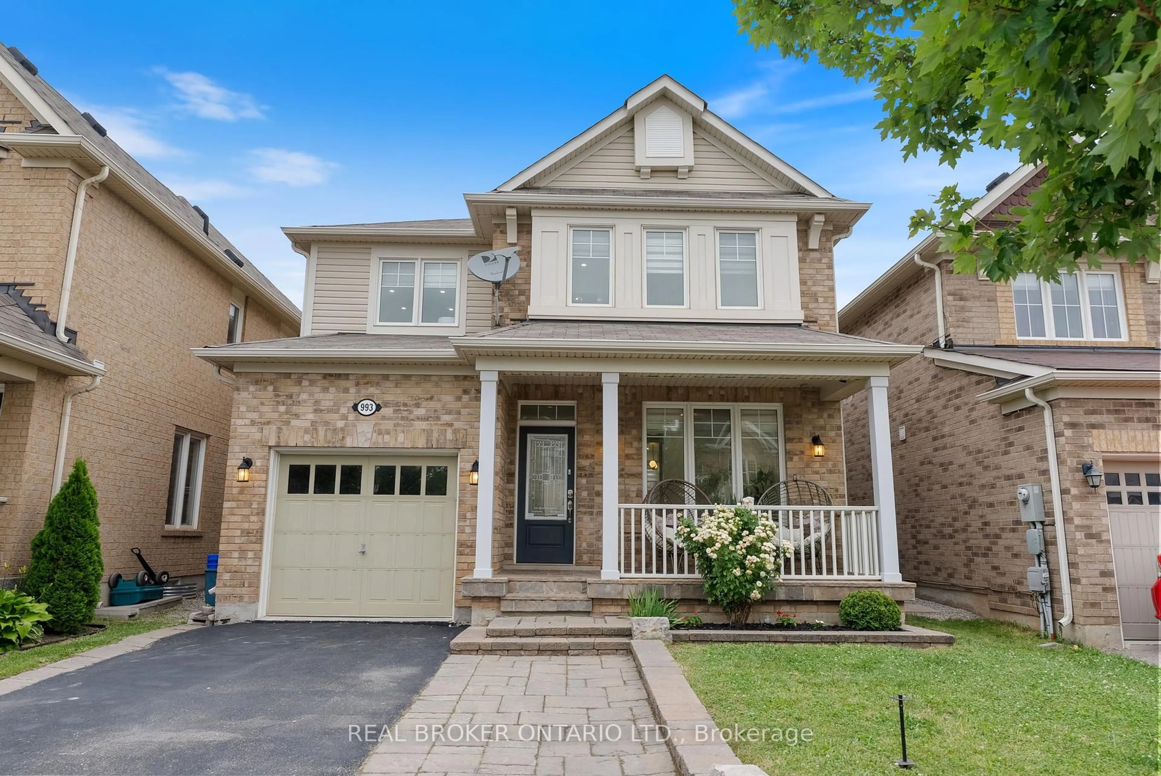 Home with brick exterior material, street for 993 Whewell Trail, Milton Ontario L9T 8C7