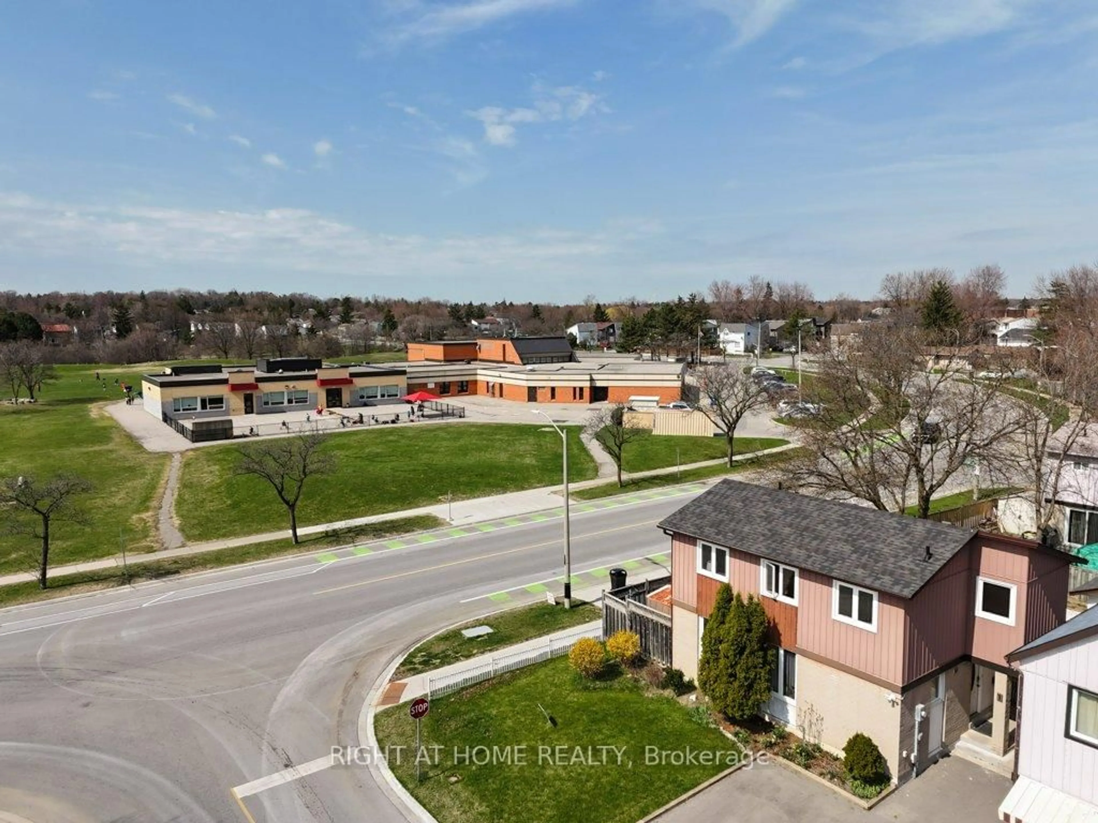 A pic from outside/outdoor area/front of a property/back of a property/a pic from drone, street for 1 Hedley Crt, Brampton Ontario L6S 2B6