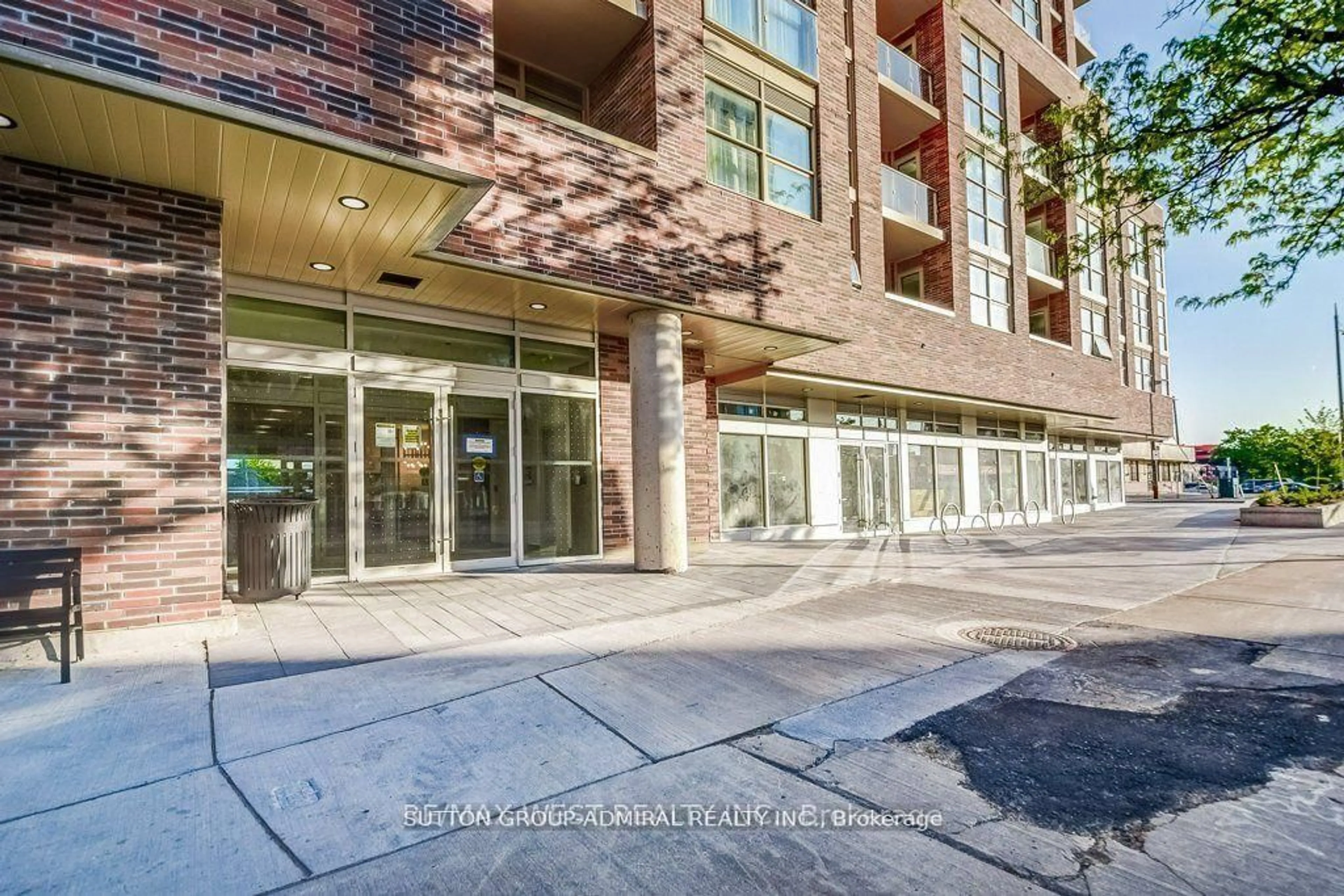 Unknown for 1787 St. Clair Ave #1103, Toronto Ontario M6N 0B7