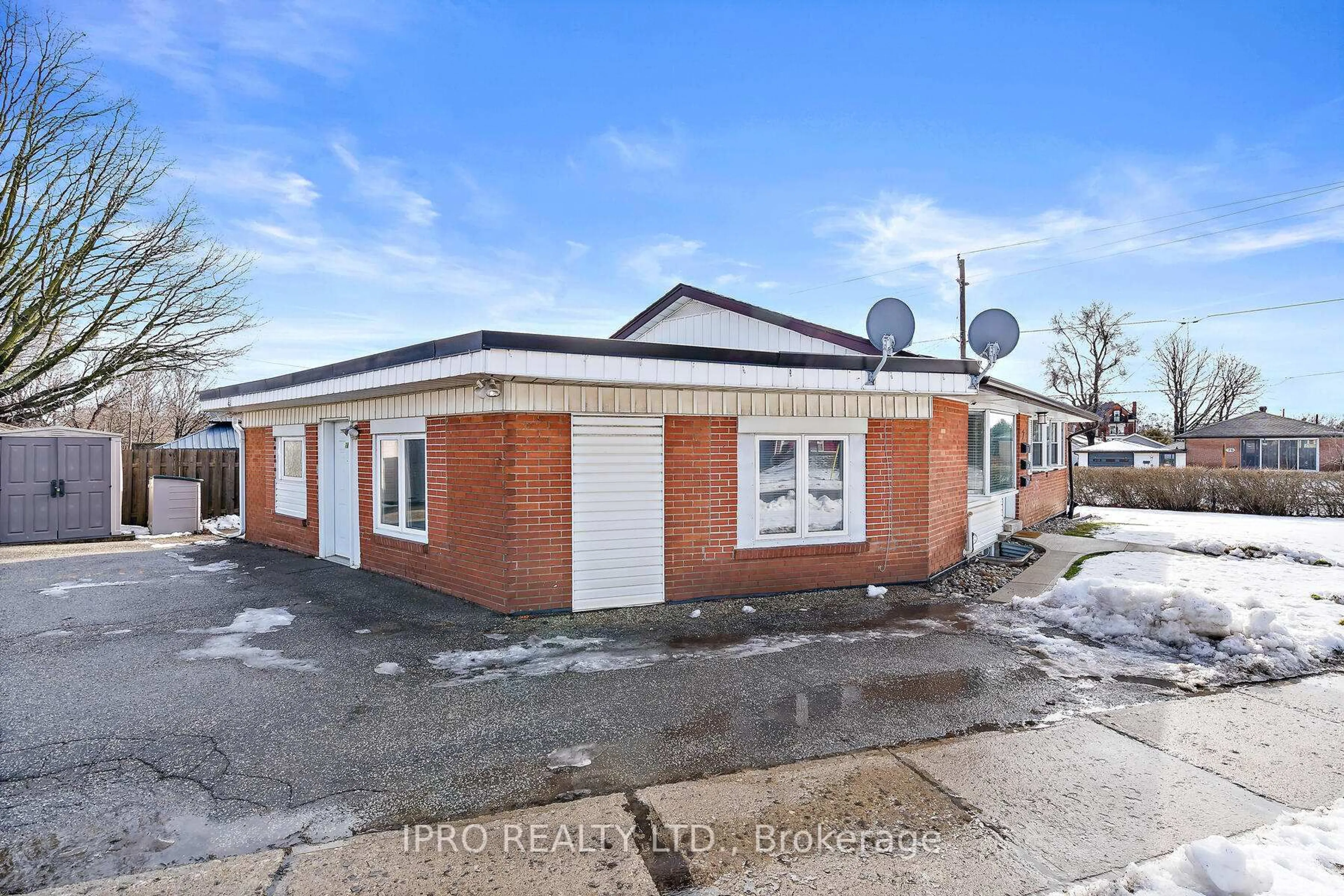 Unknown for 7 Rexway Dr, Halton Hills Ontario L7G 3N7