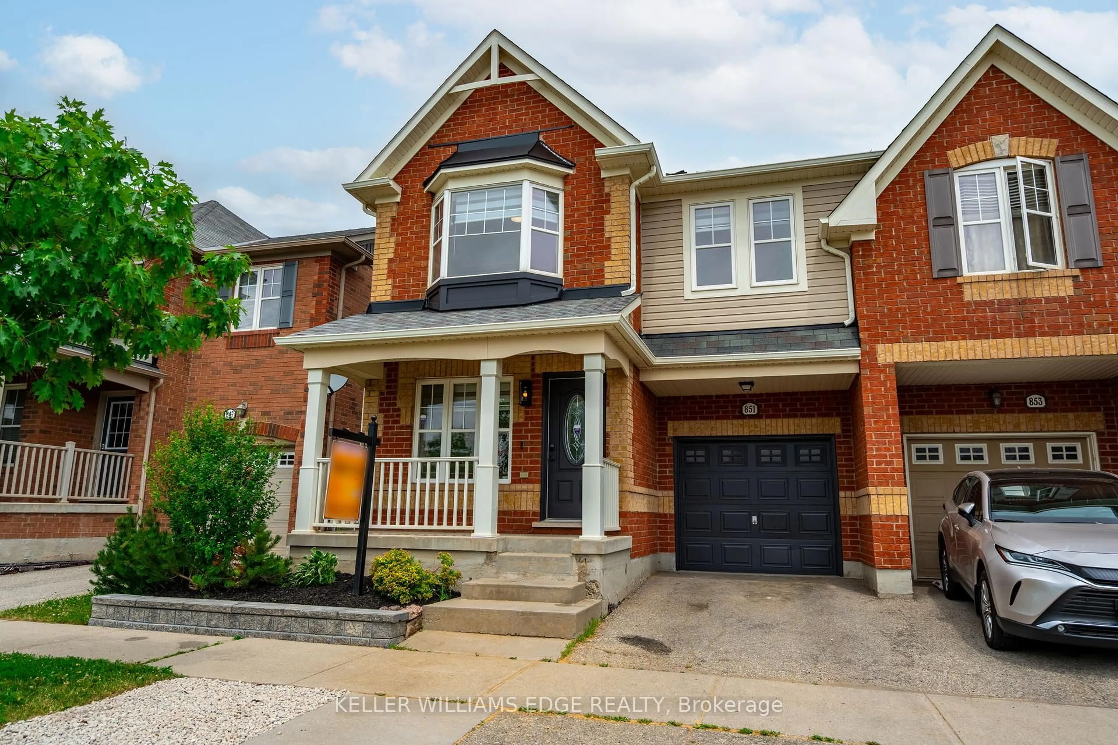 Home with brick exterior material, street for 851 Scott Blvd, Milton Ontario L9T 2C9