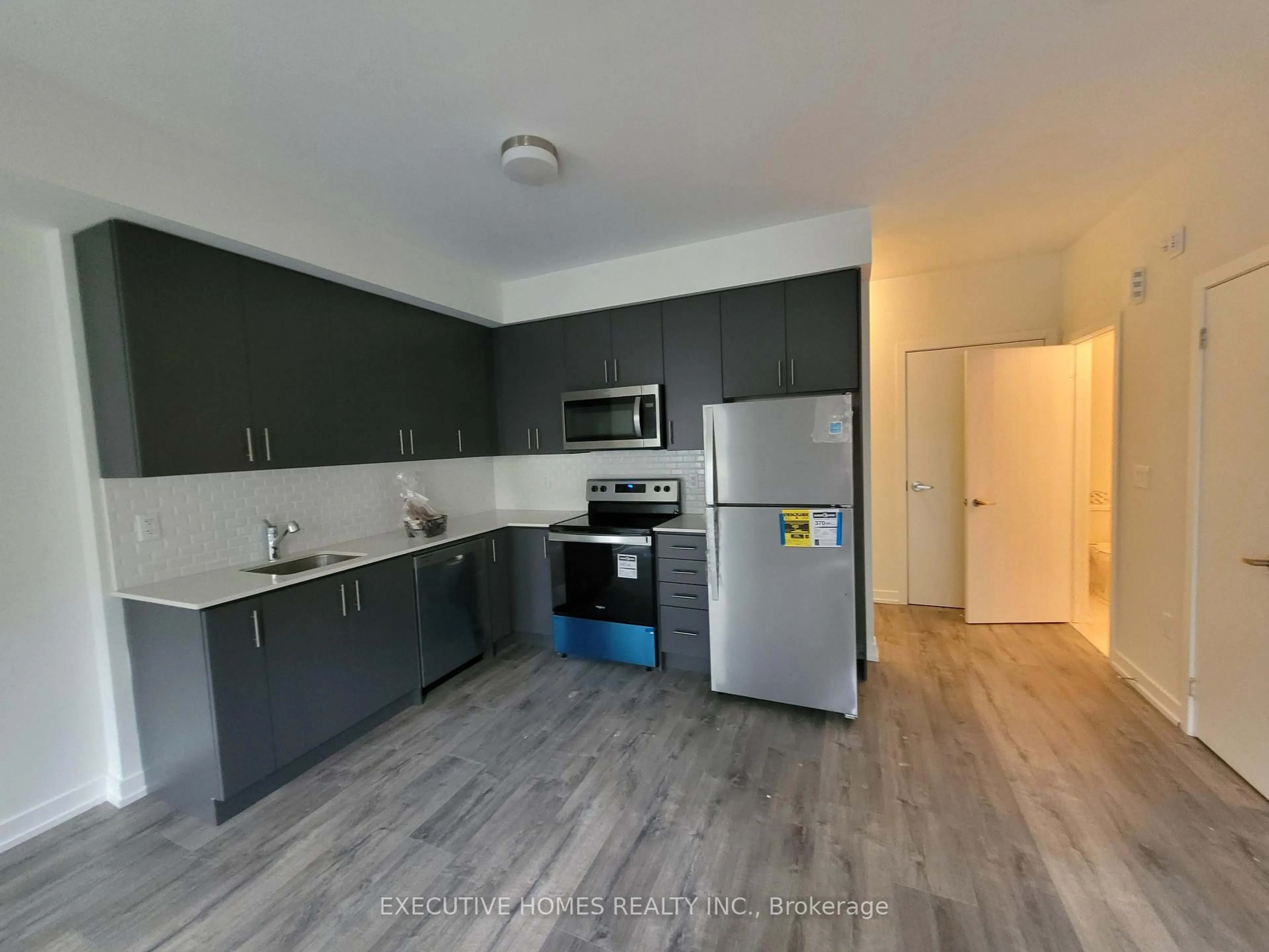 Unknown for 3546 Colonial Dr #16, Mississauga Ontario L5L 0C1