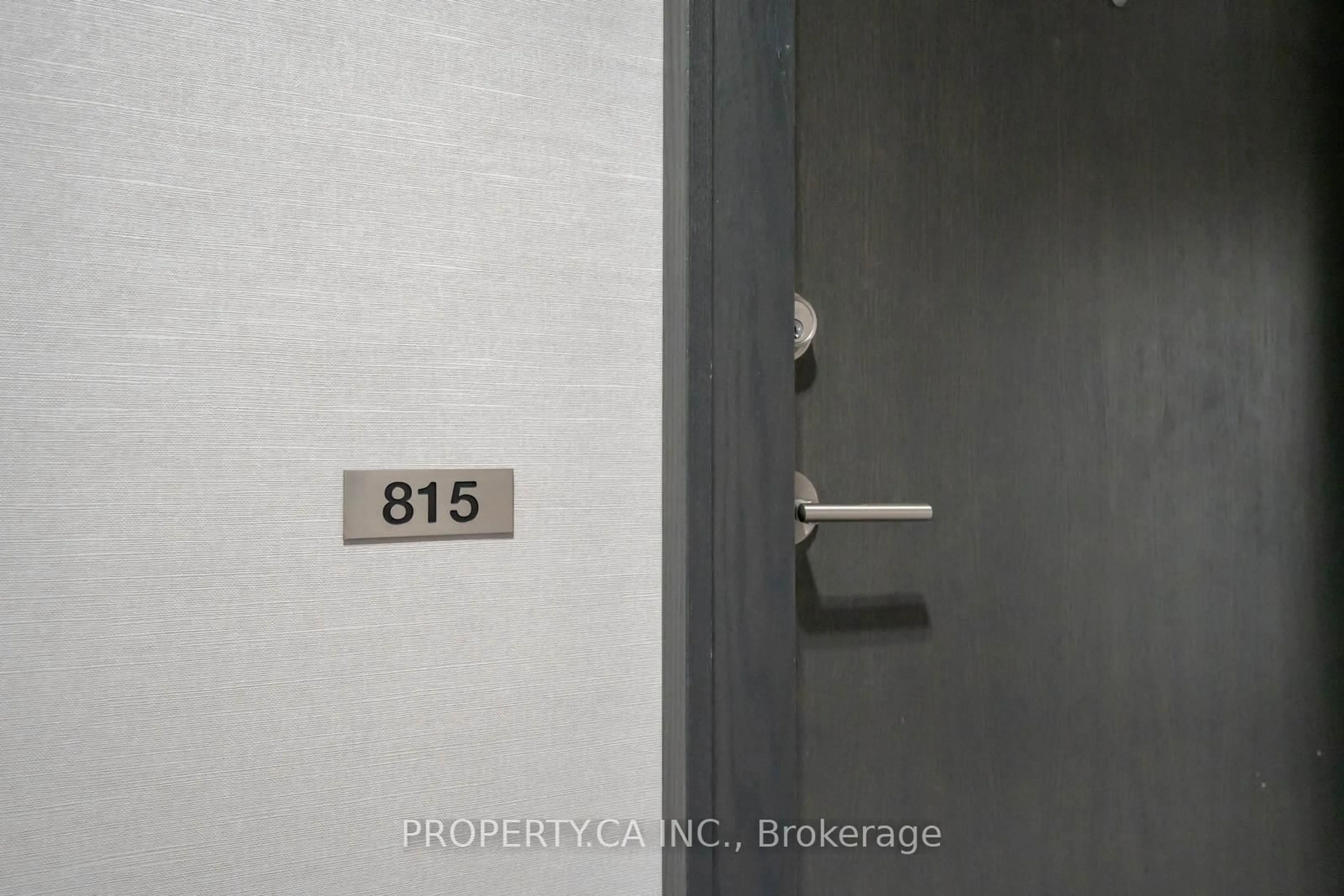 Unknown for 105 The Queensway #815, Toronto Ontario M6S 5B5