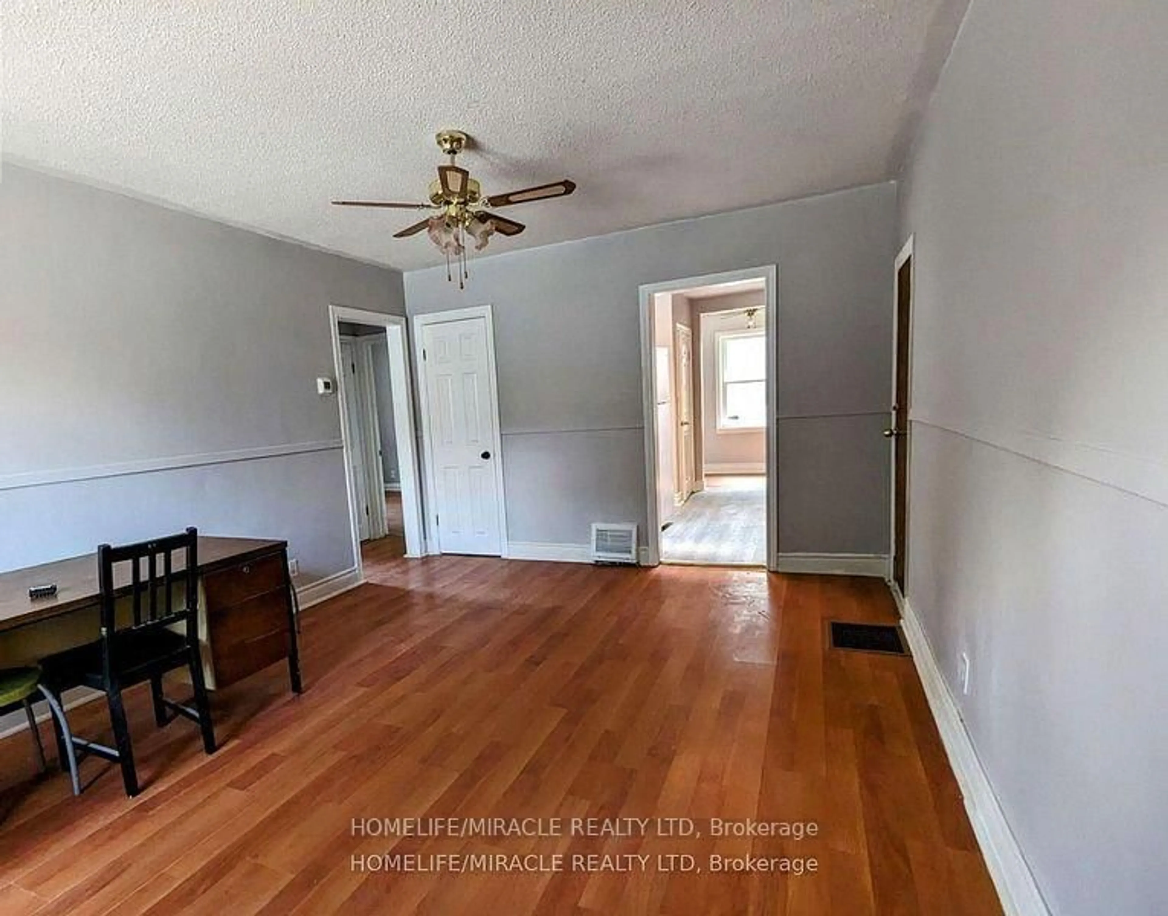 A pic of a room for 45 Main St, Halton Hills Ontario L7G 3H2