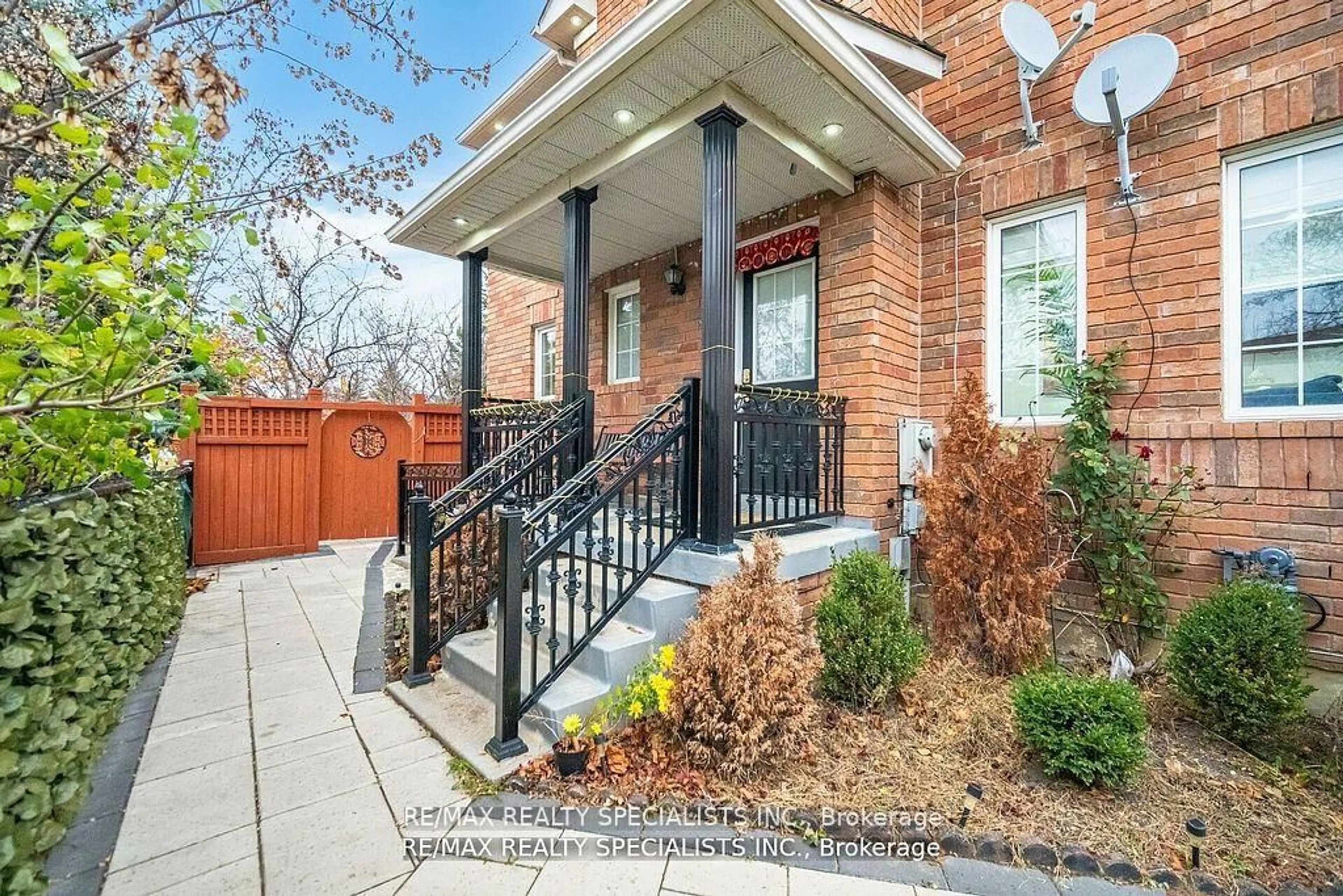 Home with brick exterior material, street for 76 Thunderbird Tr, Brampton Ontario L6R 2T4