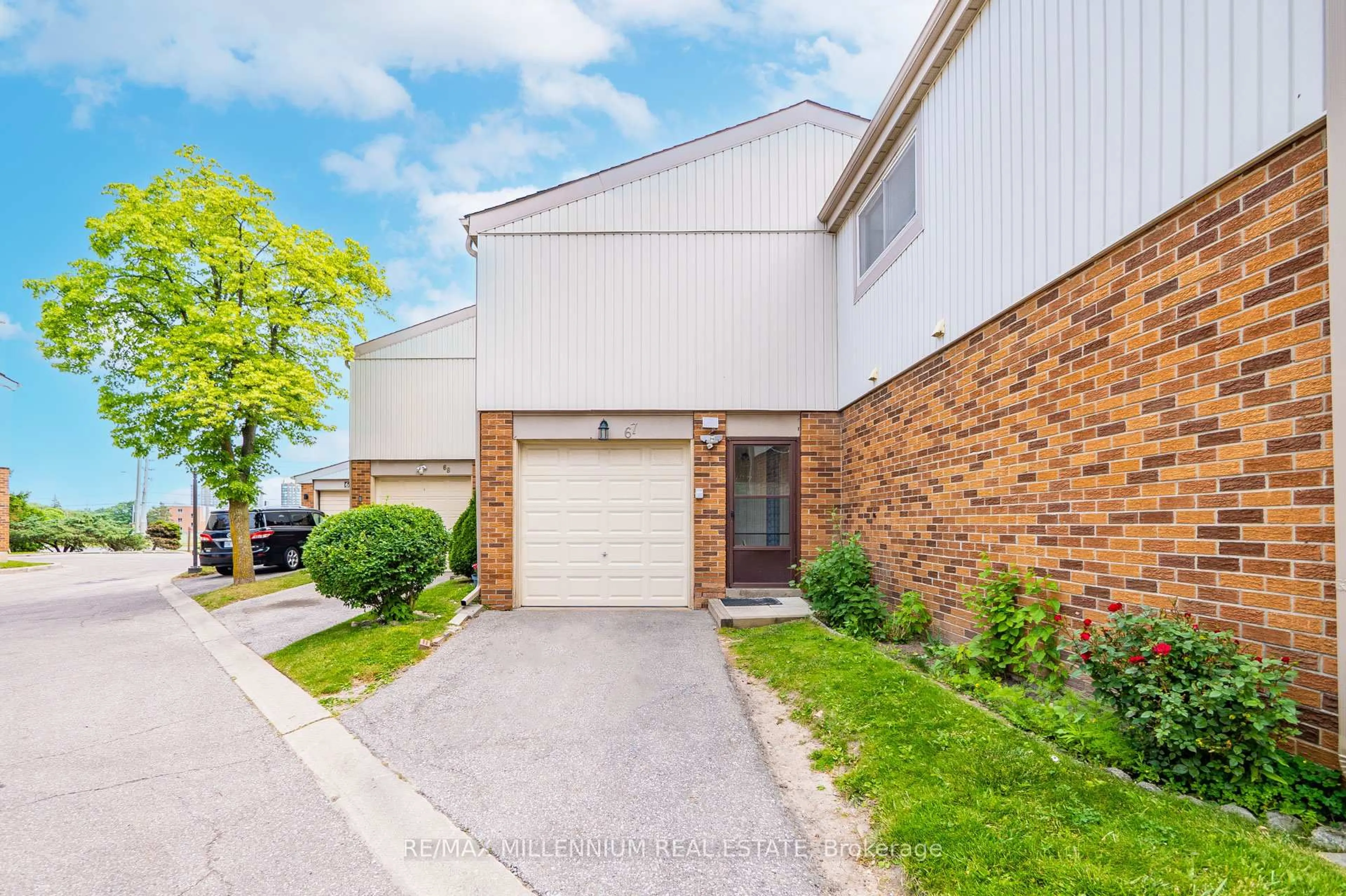 Unknown for 3339 Council Ring Rd #67, Mississauga Ontario L5L 2A9