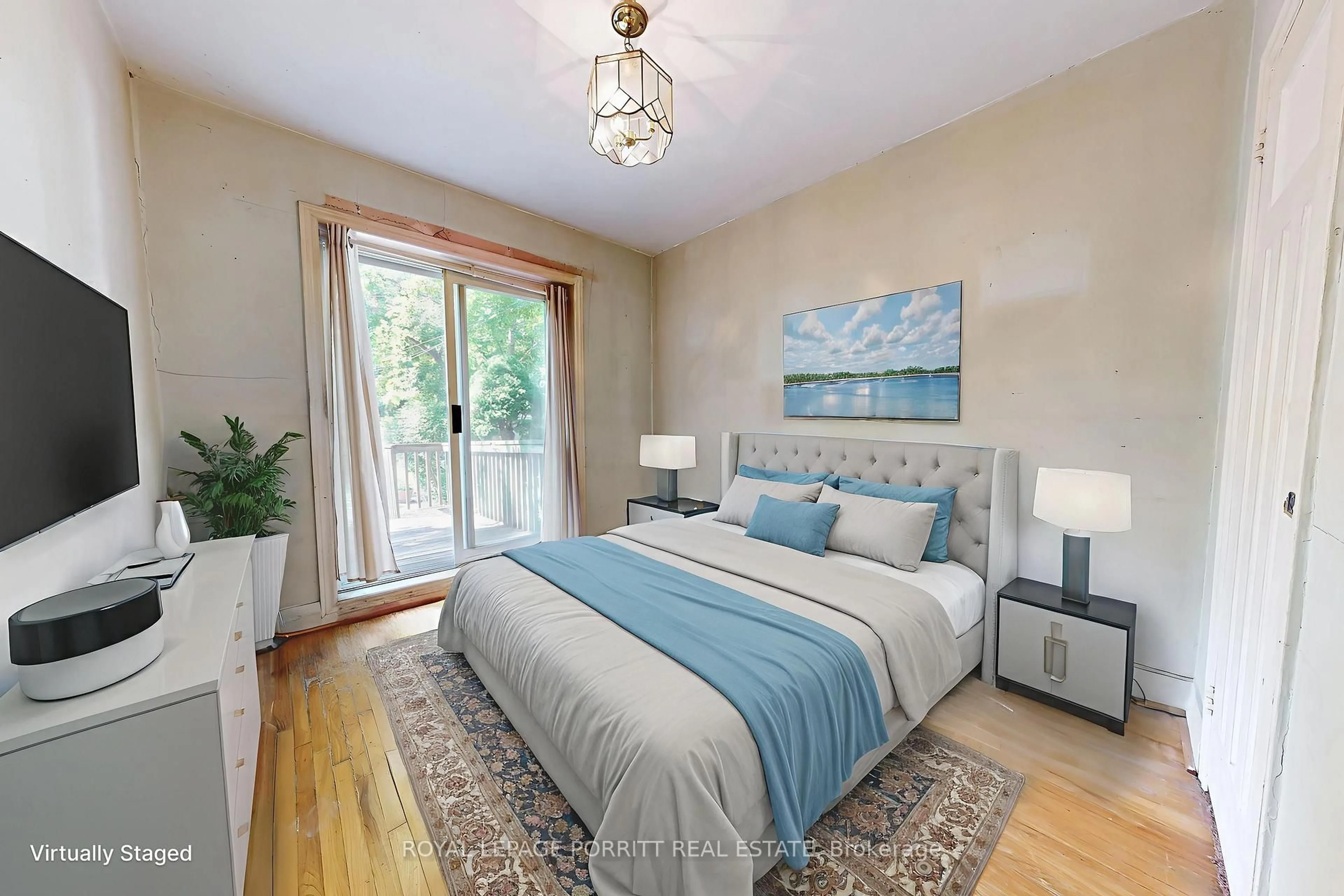 Bedroom with bed, unknown for 27 Struthers St, Toronto Ontario M8V 1Y2