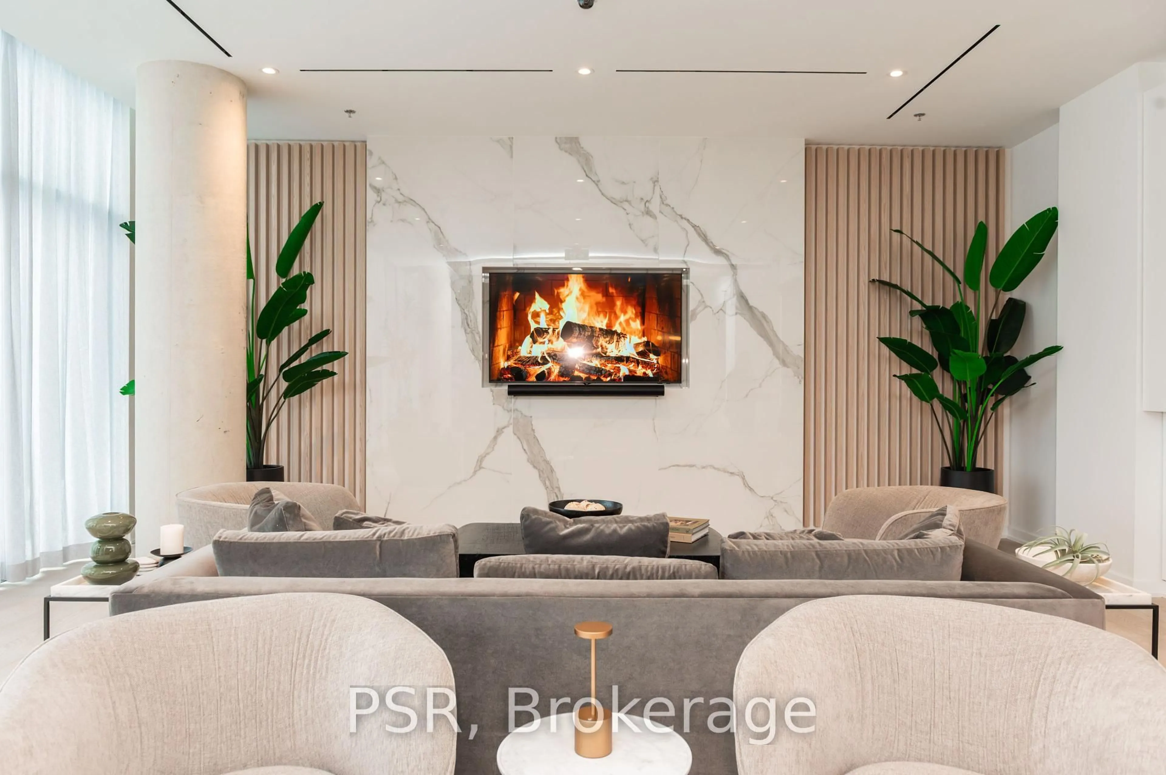 Lobby for 1285 Dupont St #702, Toronto Ontario M6H 2A6