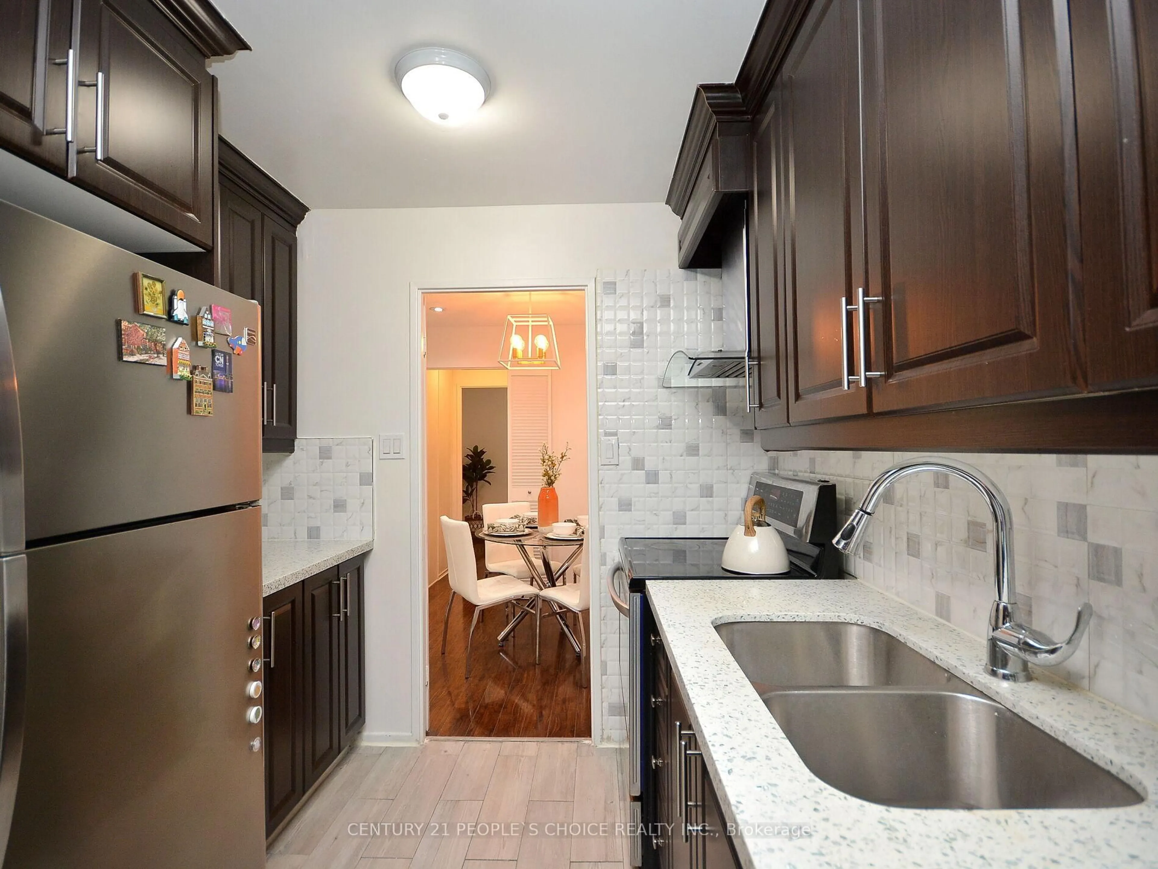 Standard kitchen, ceramic/tile floor for 3455 Morning Star Dr #210, Mississauga Ontario L4T 3T9