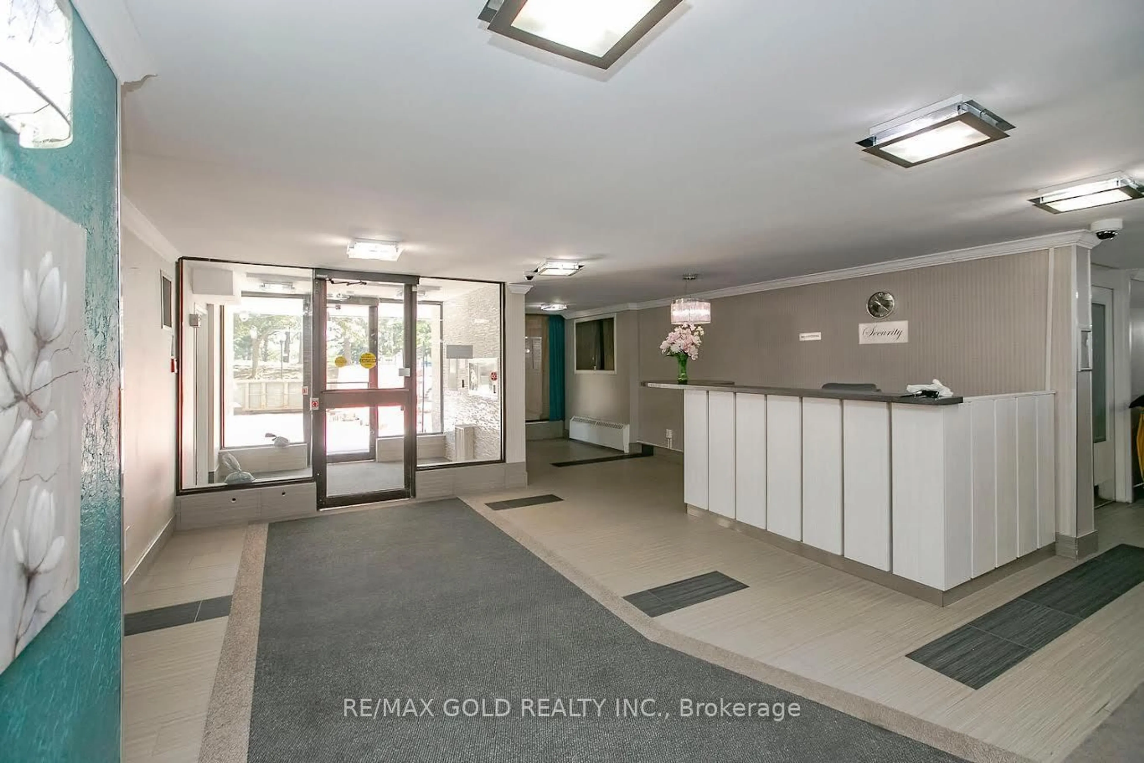 Unknown for 15 Kensington Rd #312, Brampton Ontario L6T 3W2