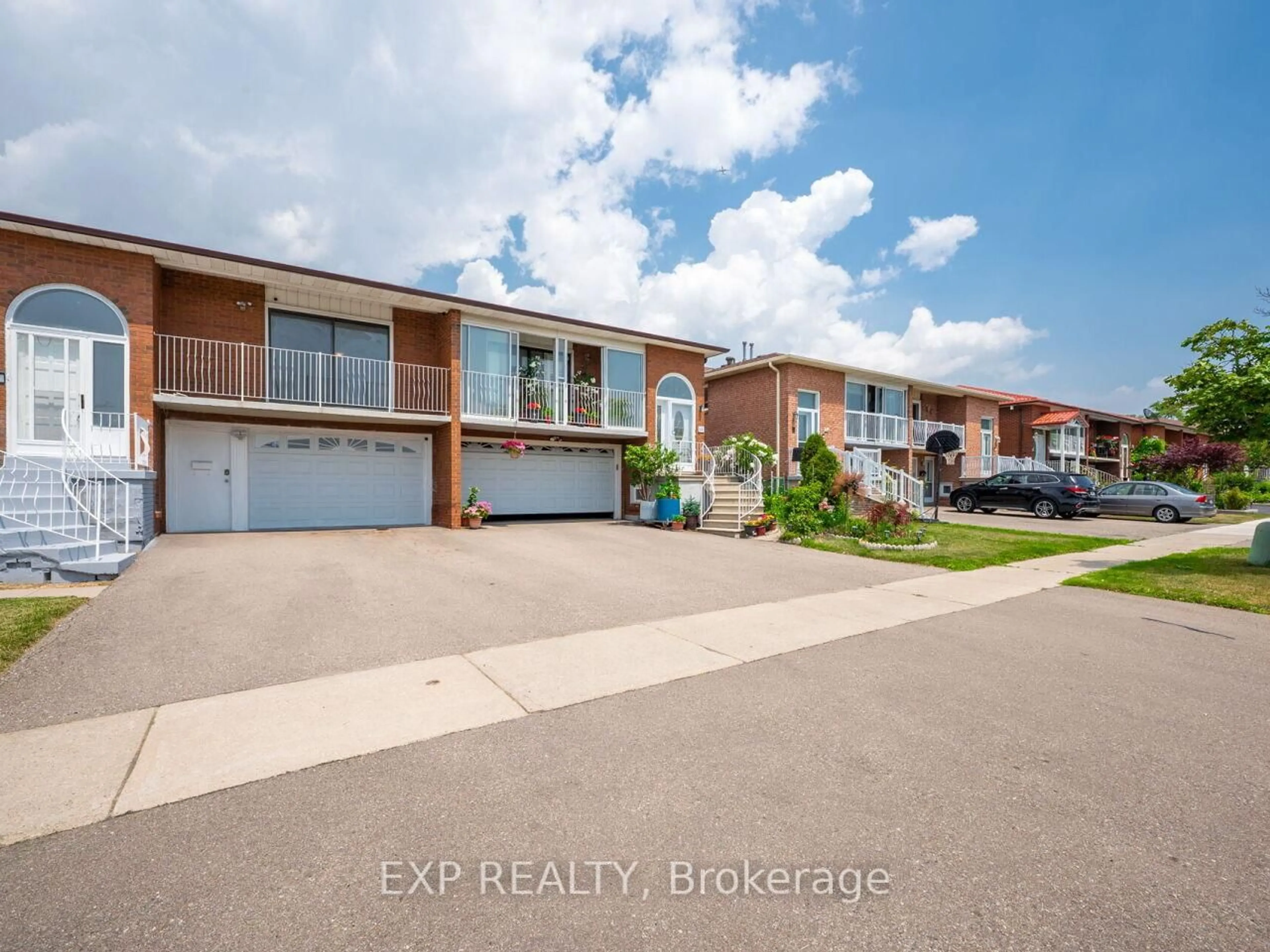 A pic from outside/outdoor area/front of a property/back of a property/a pic from drone, unknown for 30 Sharpecroft Blvd, Toronto Ontario M3J 3G1