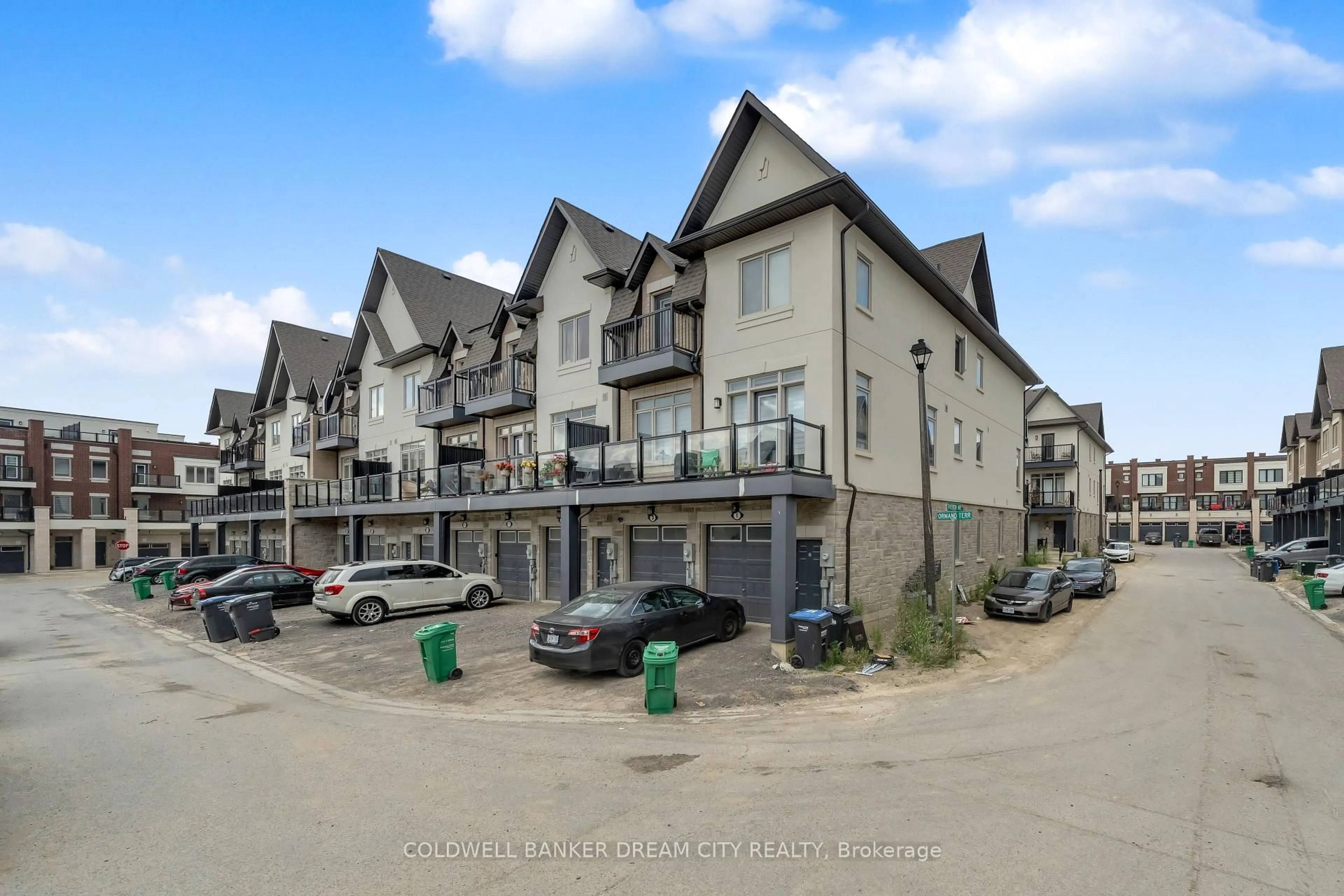 A pic from outside/outdoor area/front of a property/back of a property/a pic from drone, unknown for 5 ORMAND Terr, Caledon Ontario L7C 4L6