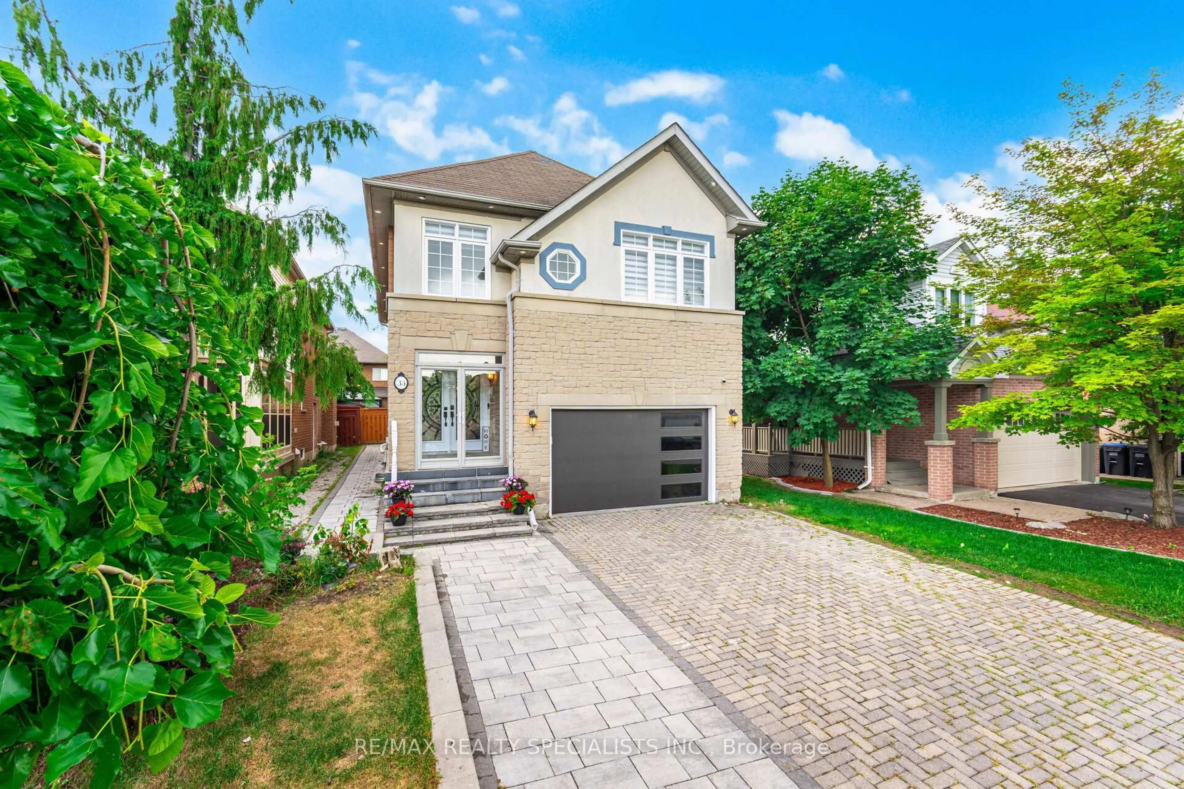Home with brick exterior material, street for 33 Asterwind Cres, Brampton Ontario L6R 1V8