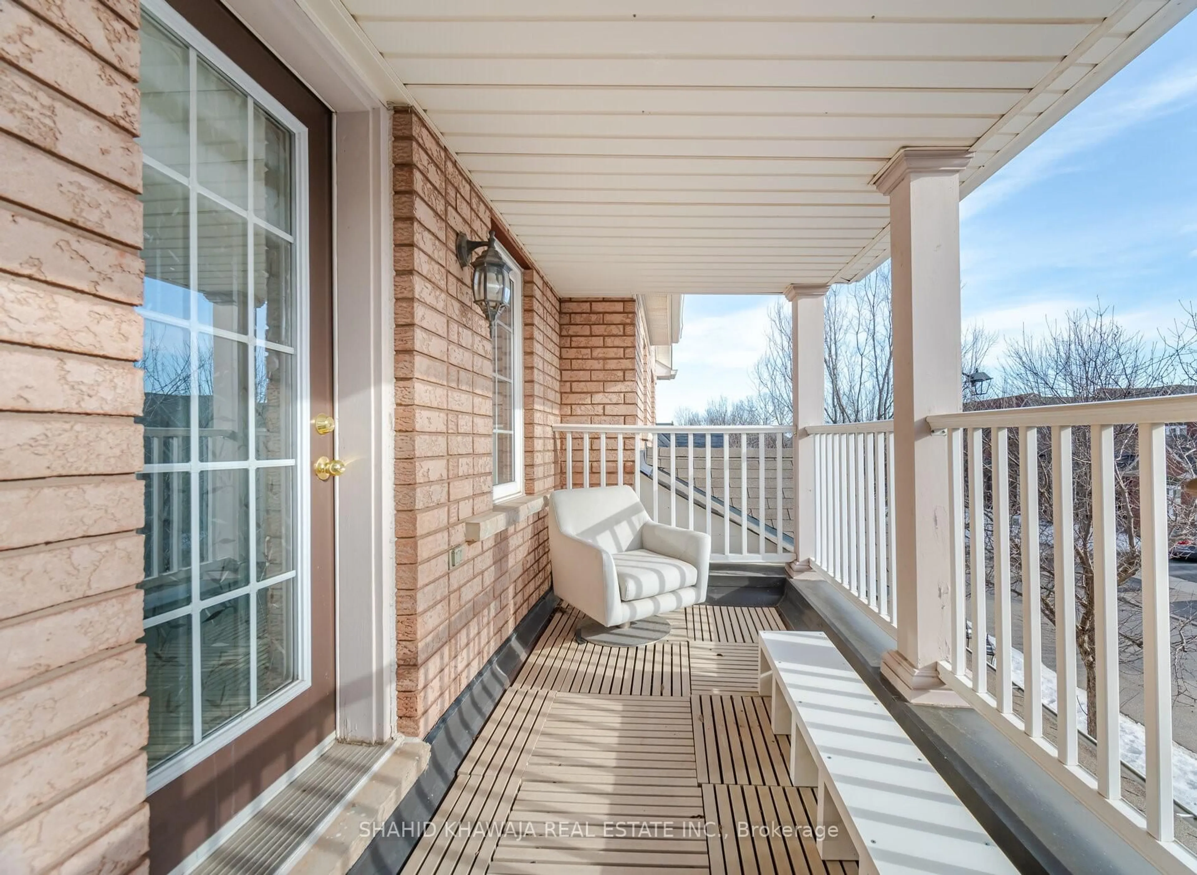 Unknown for 2340 Briargrove Circ, Oakville Ontario L6M 5A5