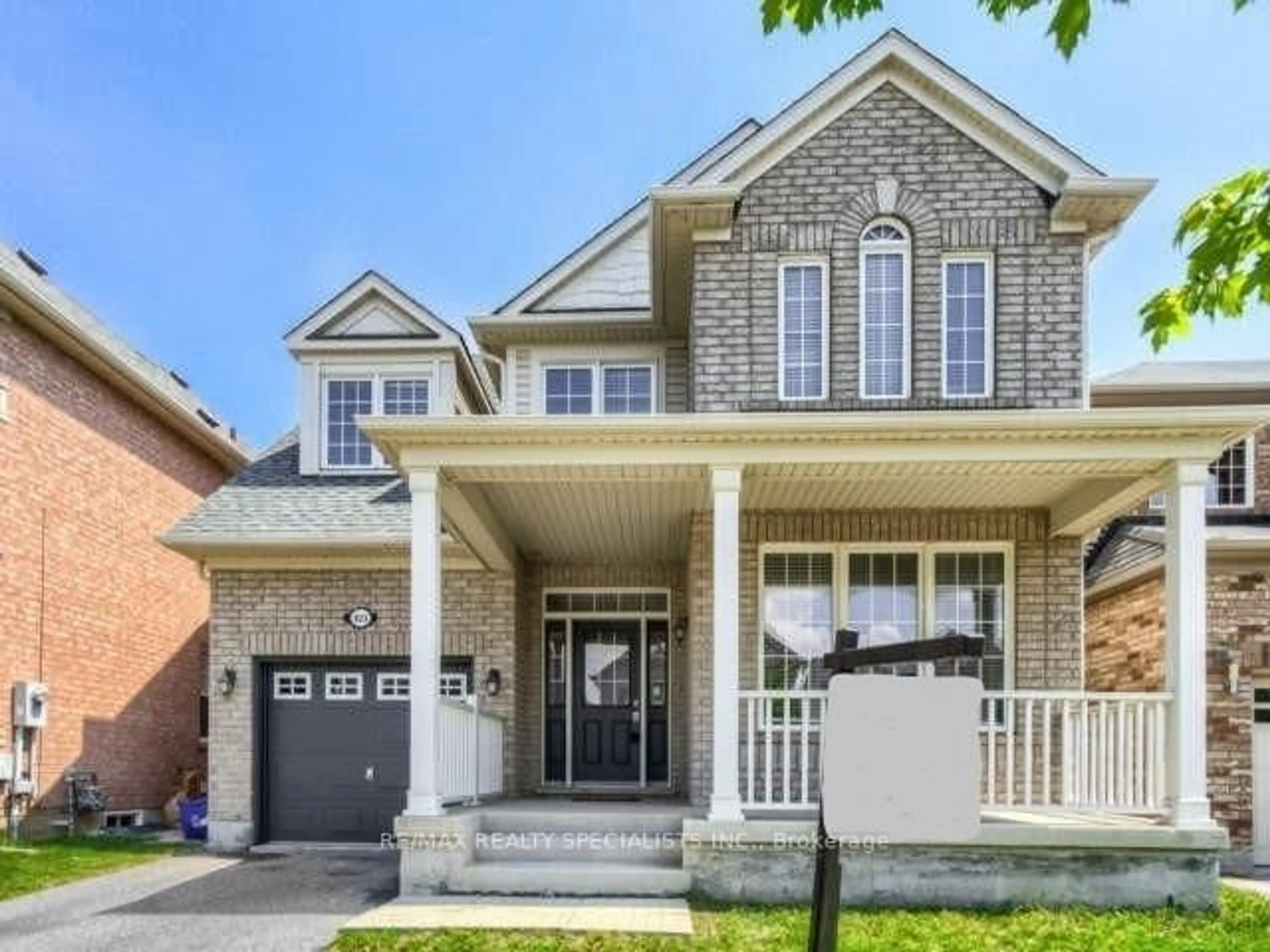 Home with brick exterior material, street for 923 Vickerman Way, Milton Ontario L9T 0K5