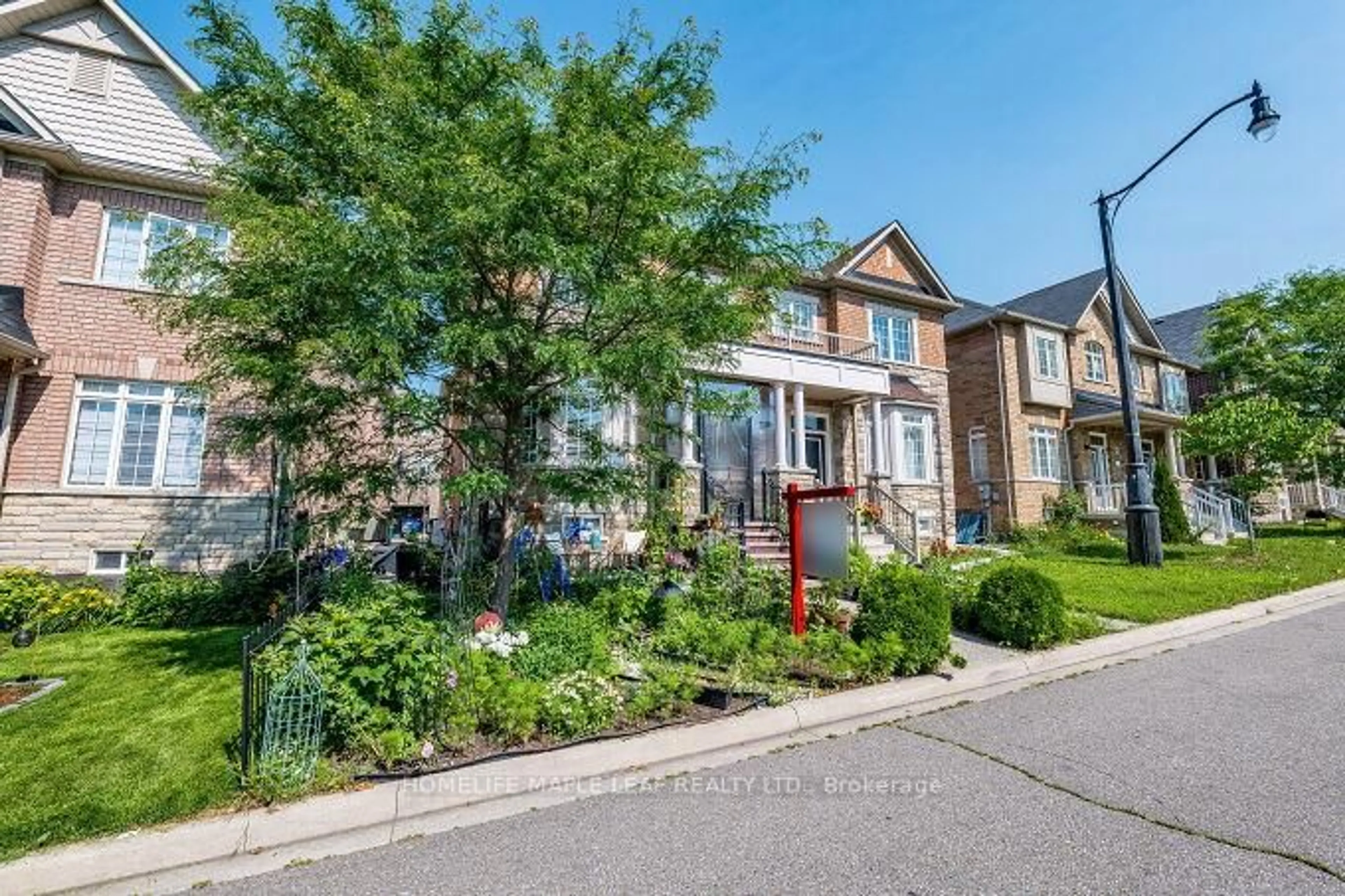 Unknown for 68 Fallmeadow Circ, Brampton Ontario L6Y 0Y7