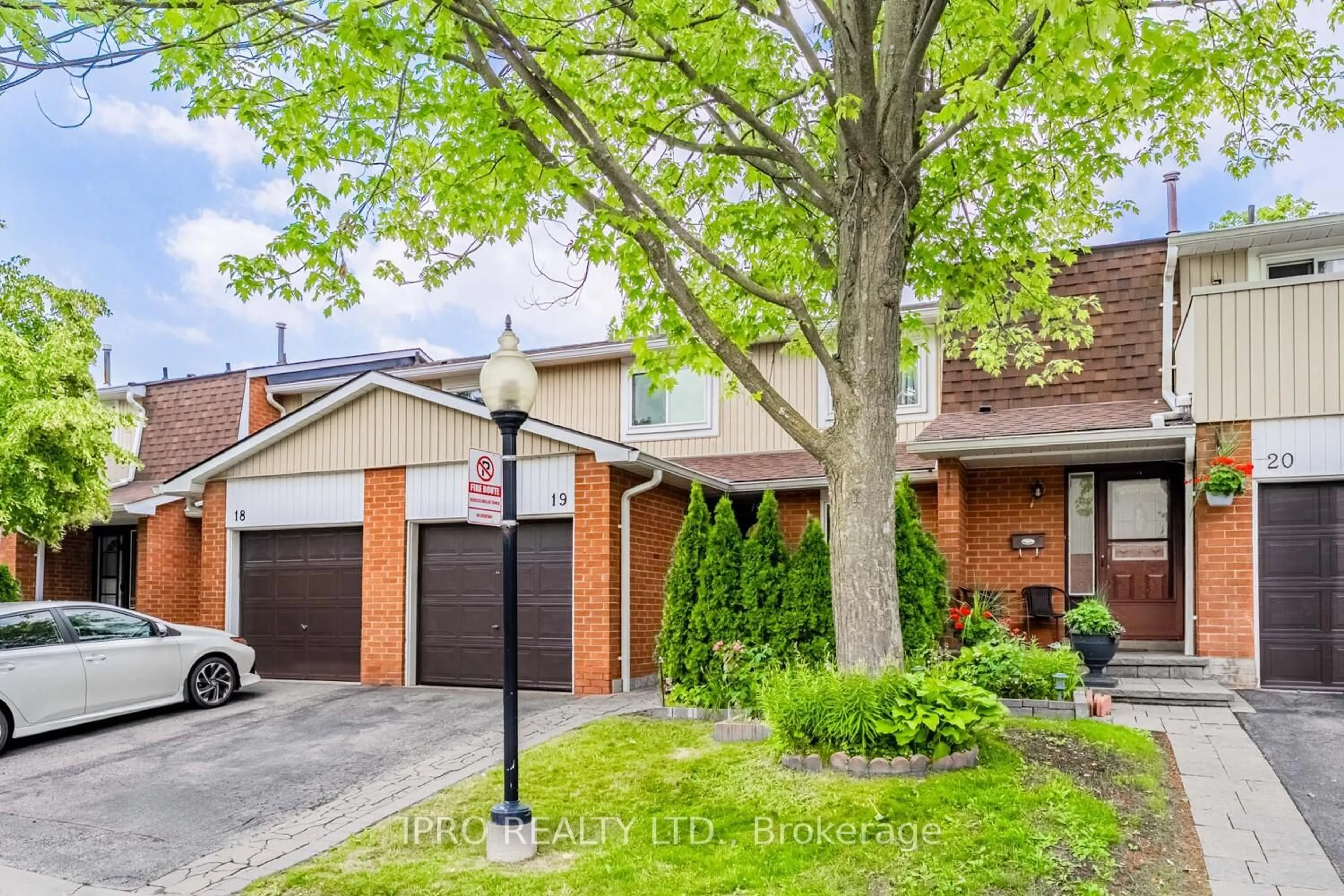 Home with brick exterior material, street for 345 Meadows Blvd #19, Mississauga Ontario L4Z 1G5