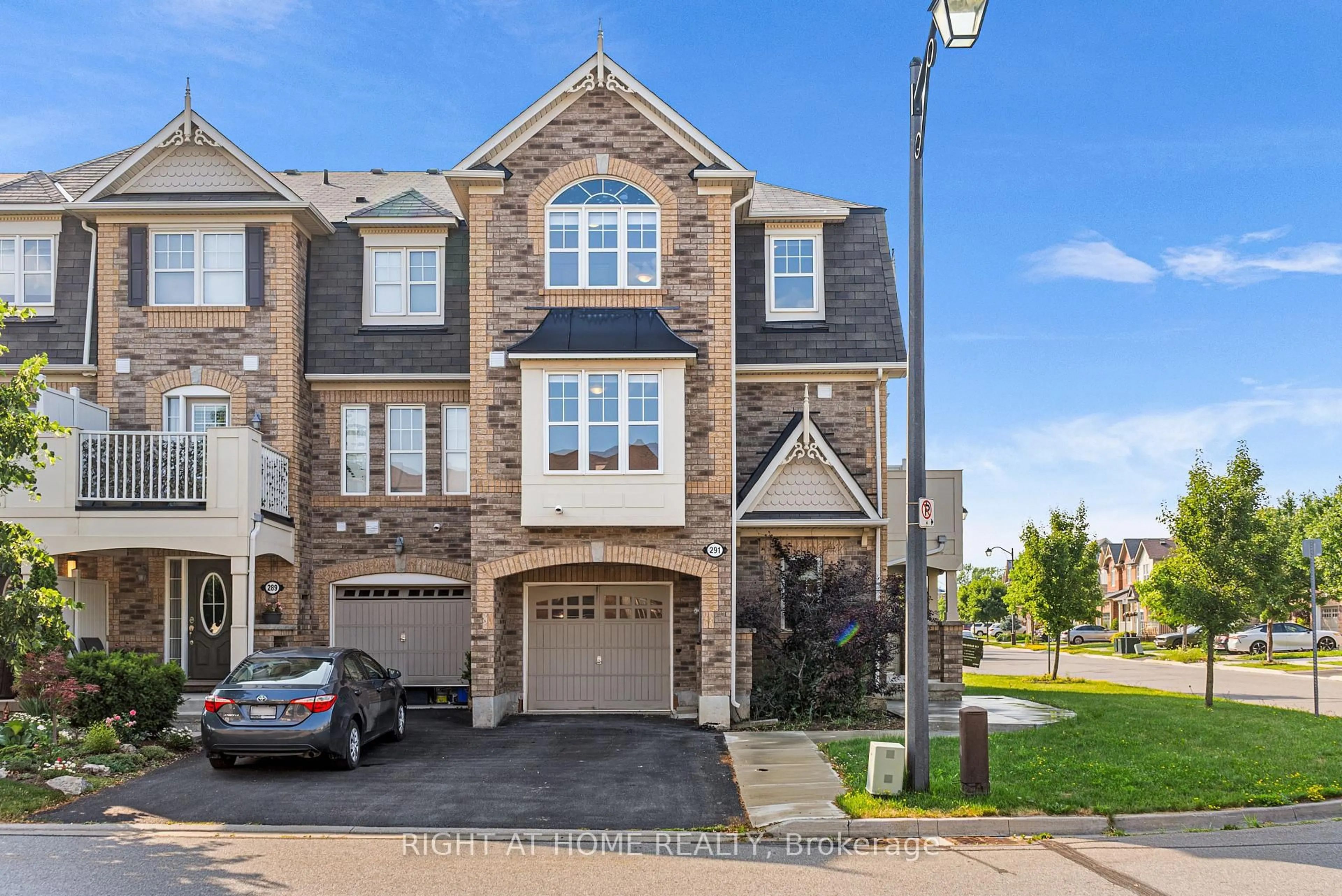 Home with brick exterior material, street for 291 Woodley Cres, Milton Ontario L9T 8B8