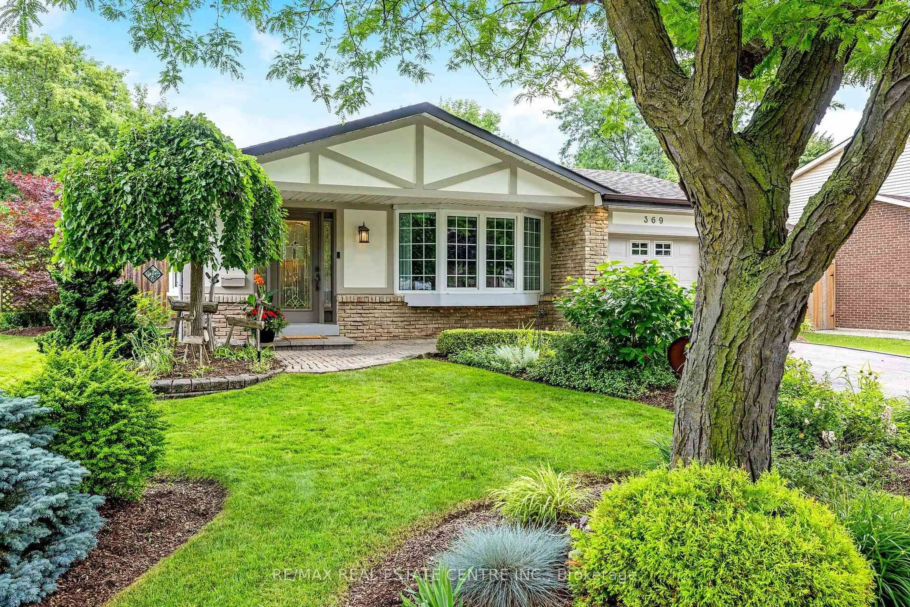 Home with brick exterior material, street for 369 Wilson Dr, Milton Ontario L9T 3E9