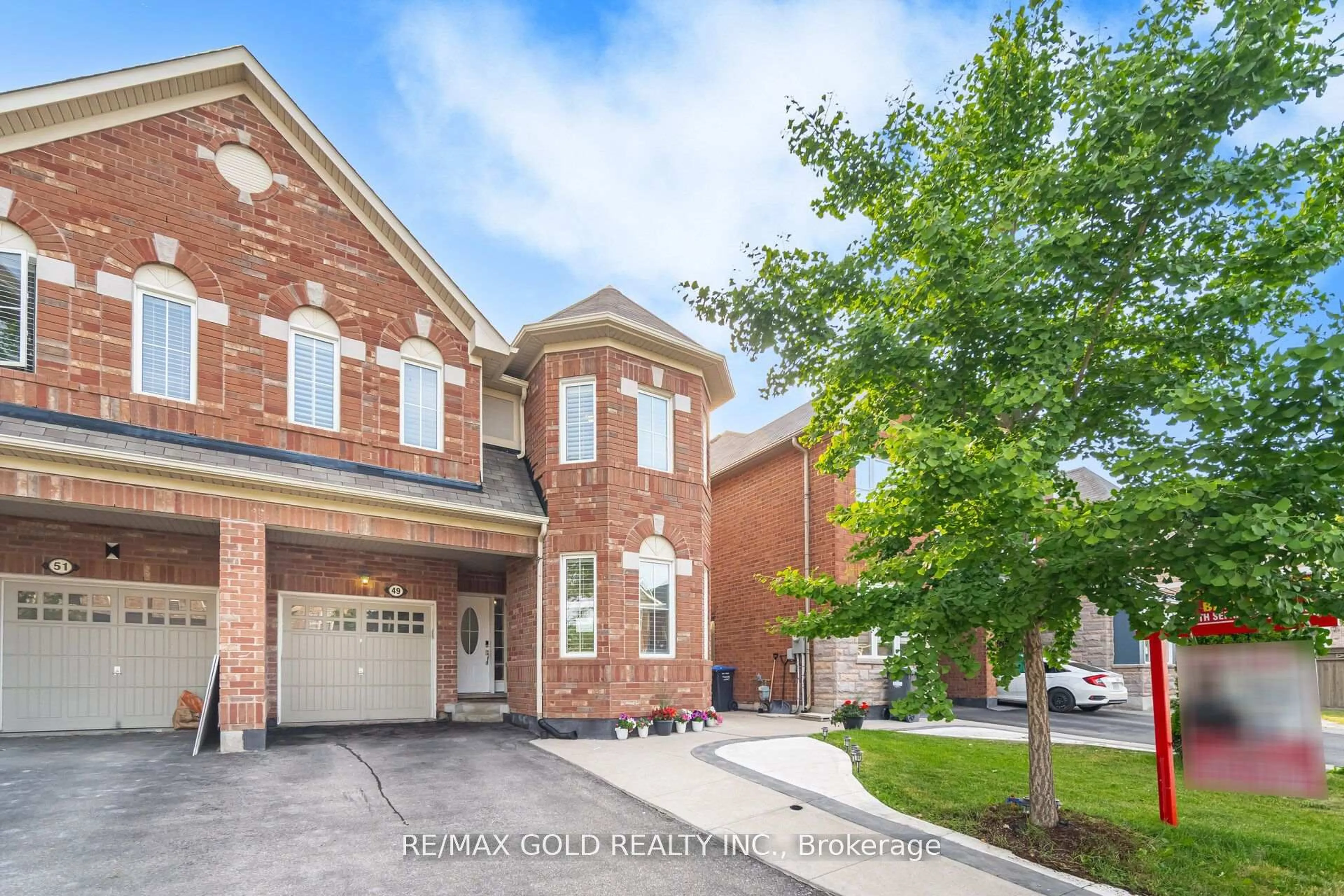 Home with brick exterior material, street for 49 Biddens Sq, Brampton Ontario L6P 3P9