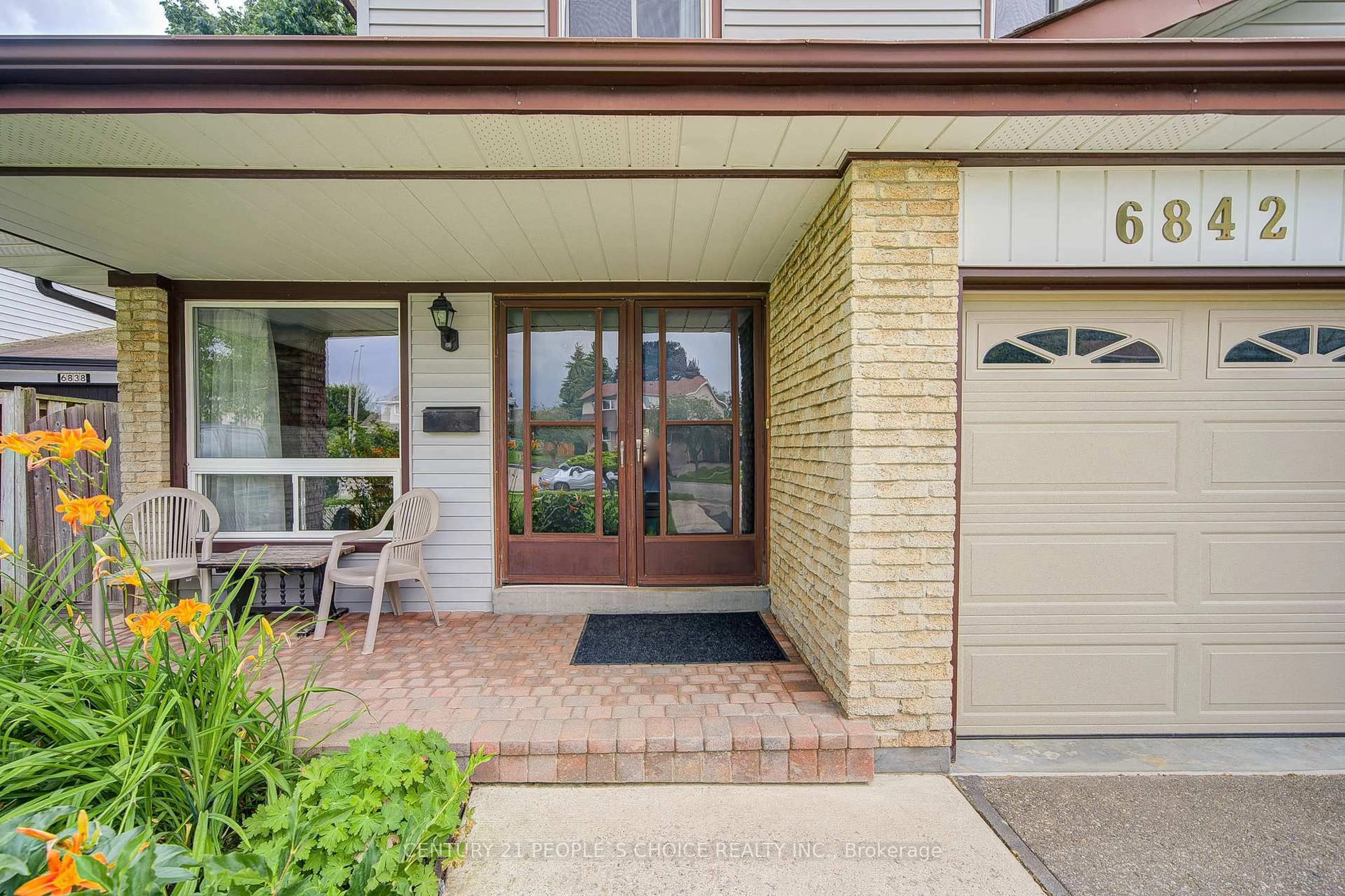 Unknown for 6842 Avila Rd, Mississauga Ontario L5N 1R8