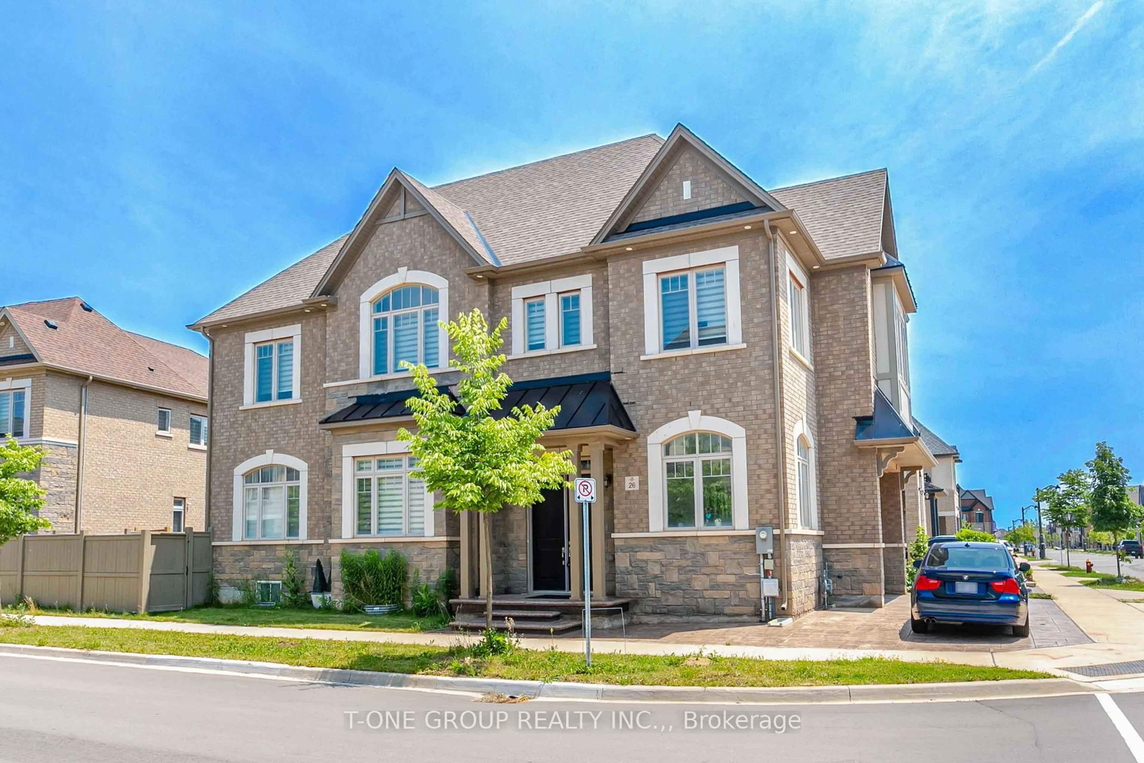 Home with brick exterior material, street for 26 Merlin St, Oakville Ontario L6H 0Z3
