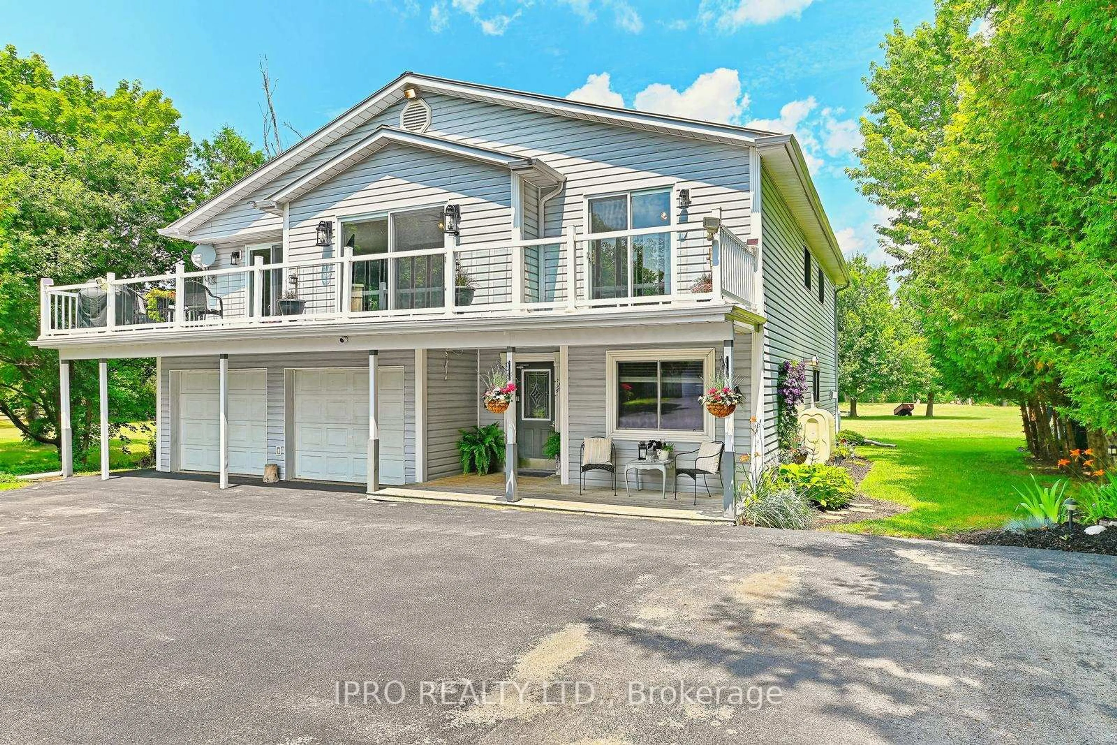 A pic from outside/outdoor area/front of a property/back of a property/a pic from drone, water/lake/river/ocean view for 12447 8th Line, Halton Hills Ontario L7G 4S4