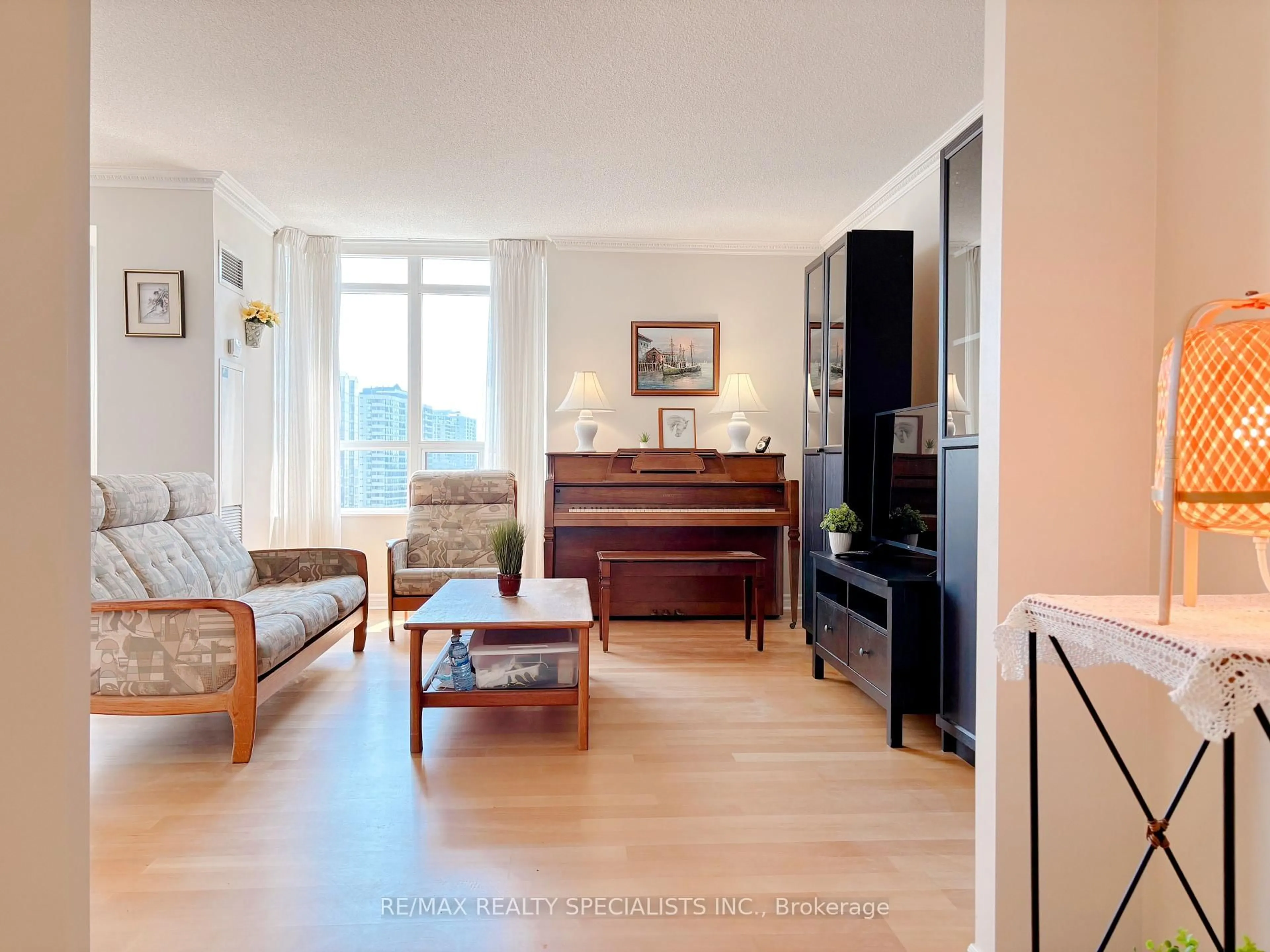 Living room with furniture, unknown for 3880 Duke Of York Blvd #1415, Mississauga Ontario L5B 4M7