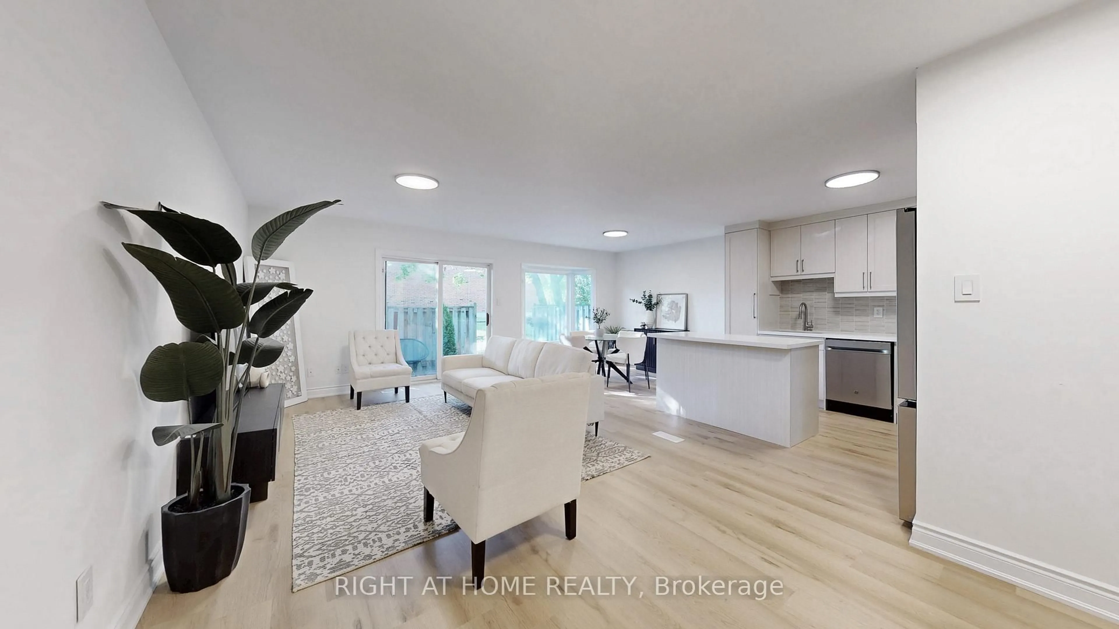 Open concept kitchen, unknown for 1335 guelph line Rd #10, Burlington Ontario L7P 2T2