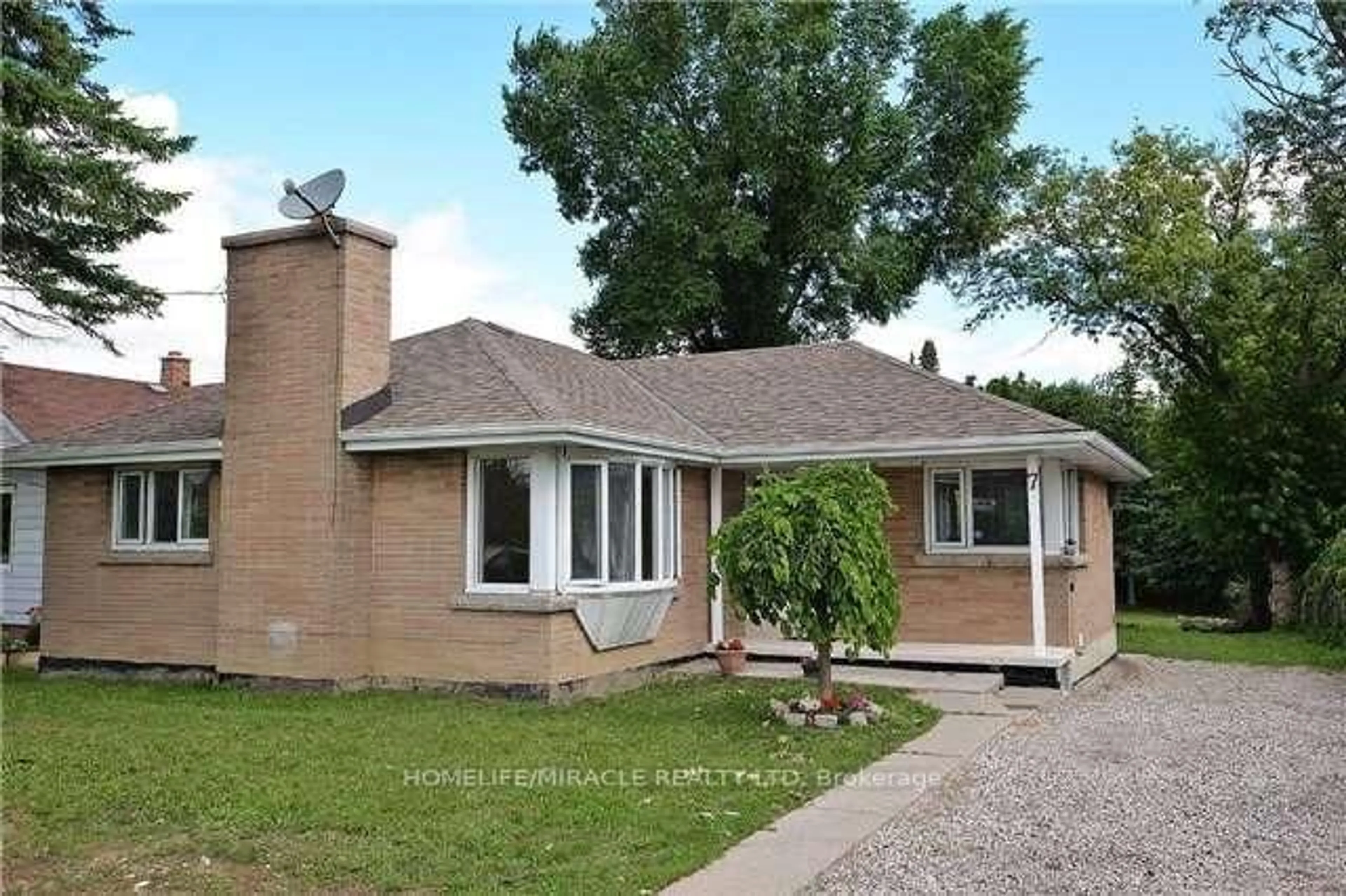 Home with brick exterior material, street for 7 Mclaughlin Rd, Brampton Ontario L6X 1Y4