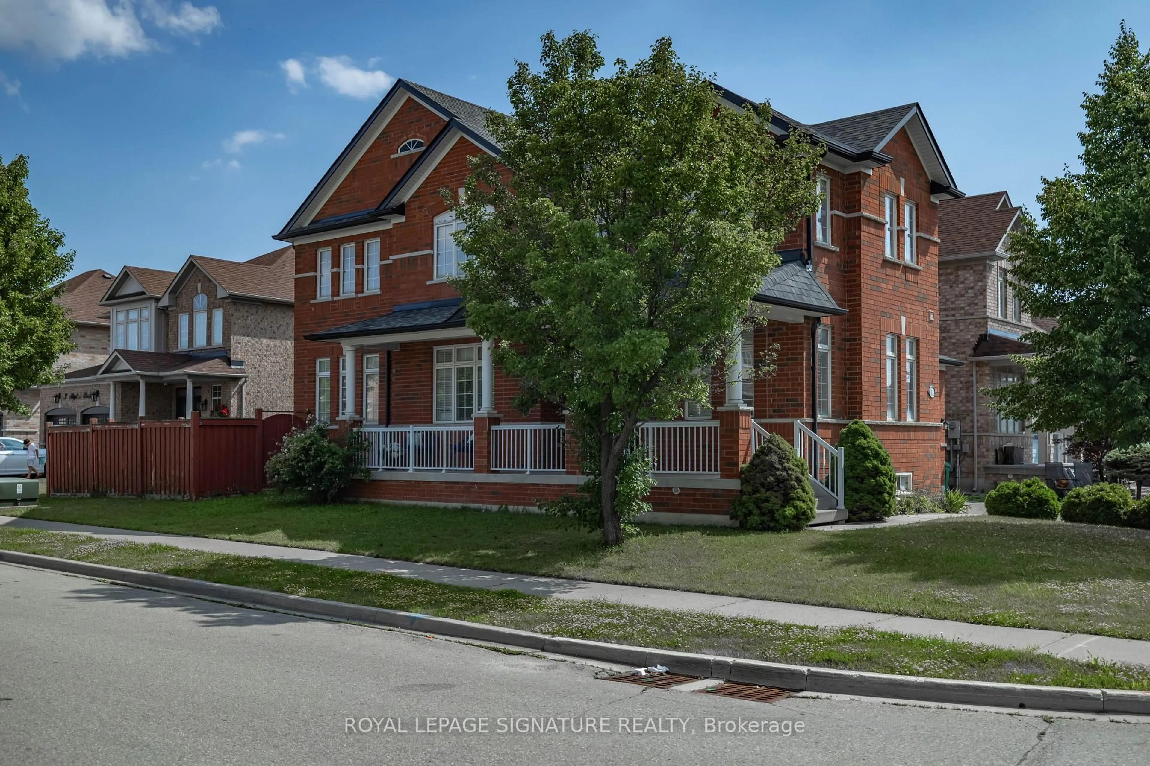 Home with brick exterior material, street for 1 Skylar Circ, Brampton Ontario L6P 0Z6