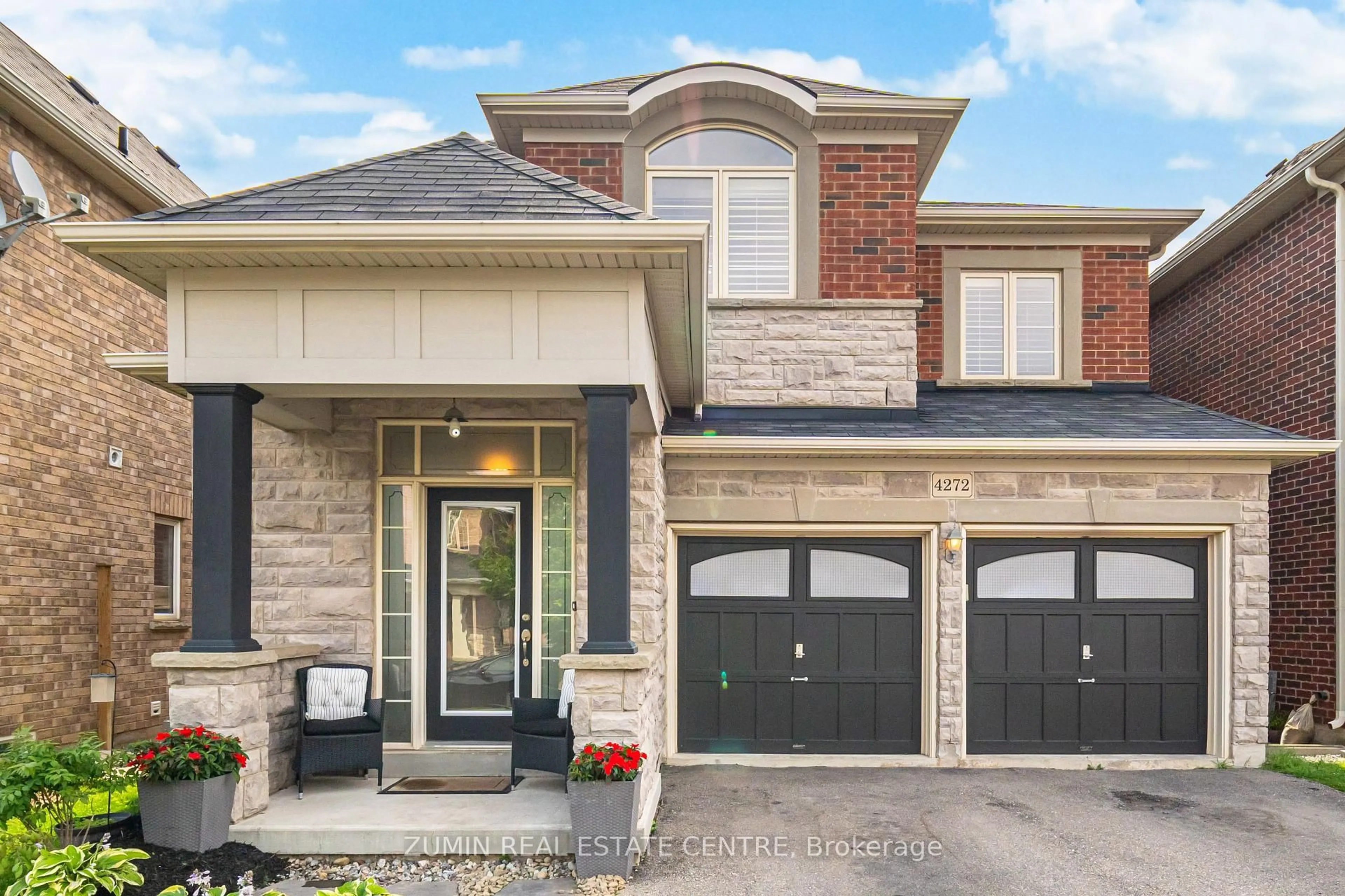 Home with brick exterior material, street for 4272 Vivaldi Rd, Burlington Ontario L7M 0N5