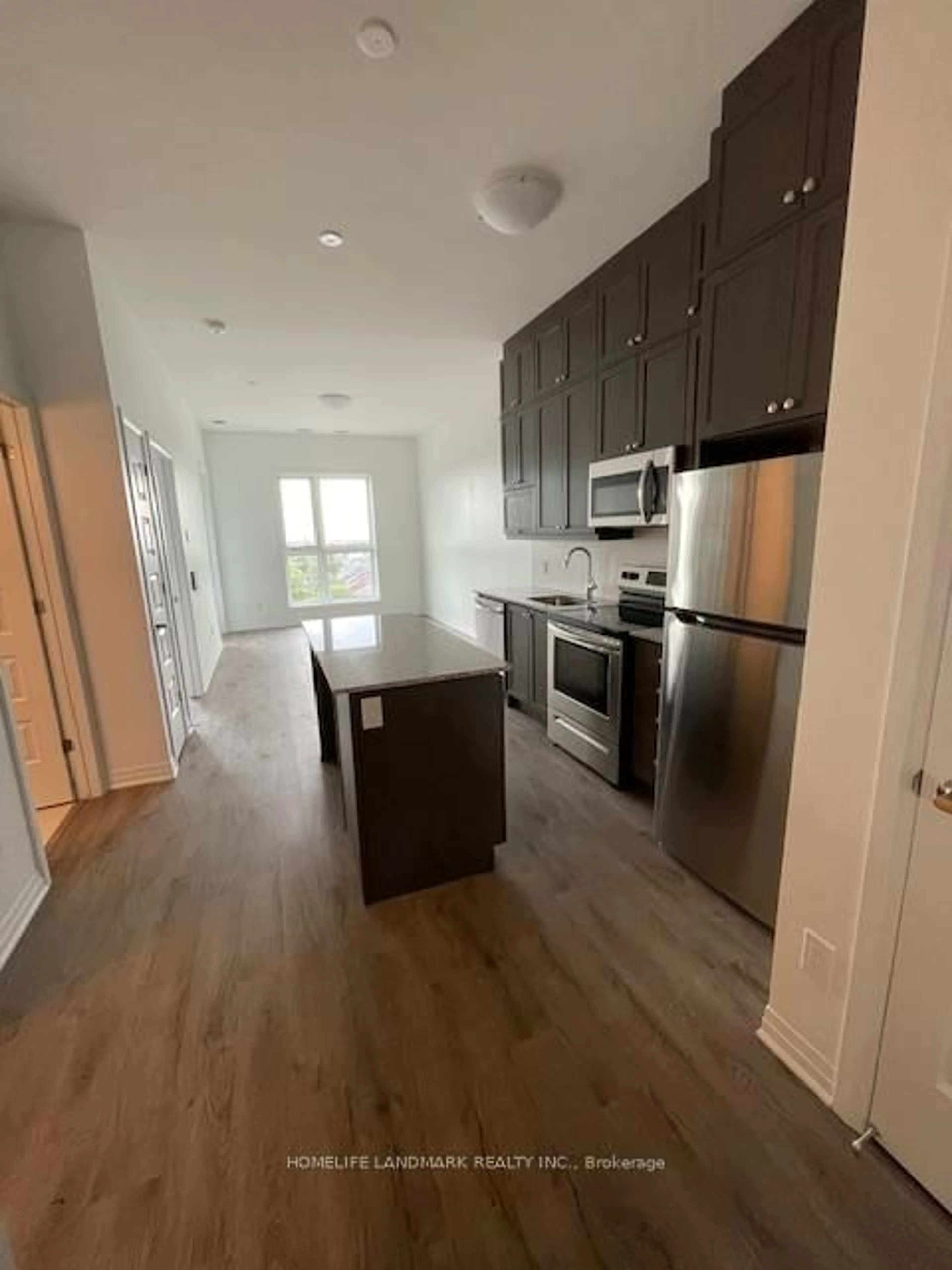 Unknown for 95 Dundas St #411, Oakville Ontario L6M 5N4