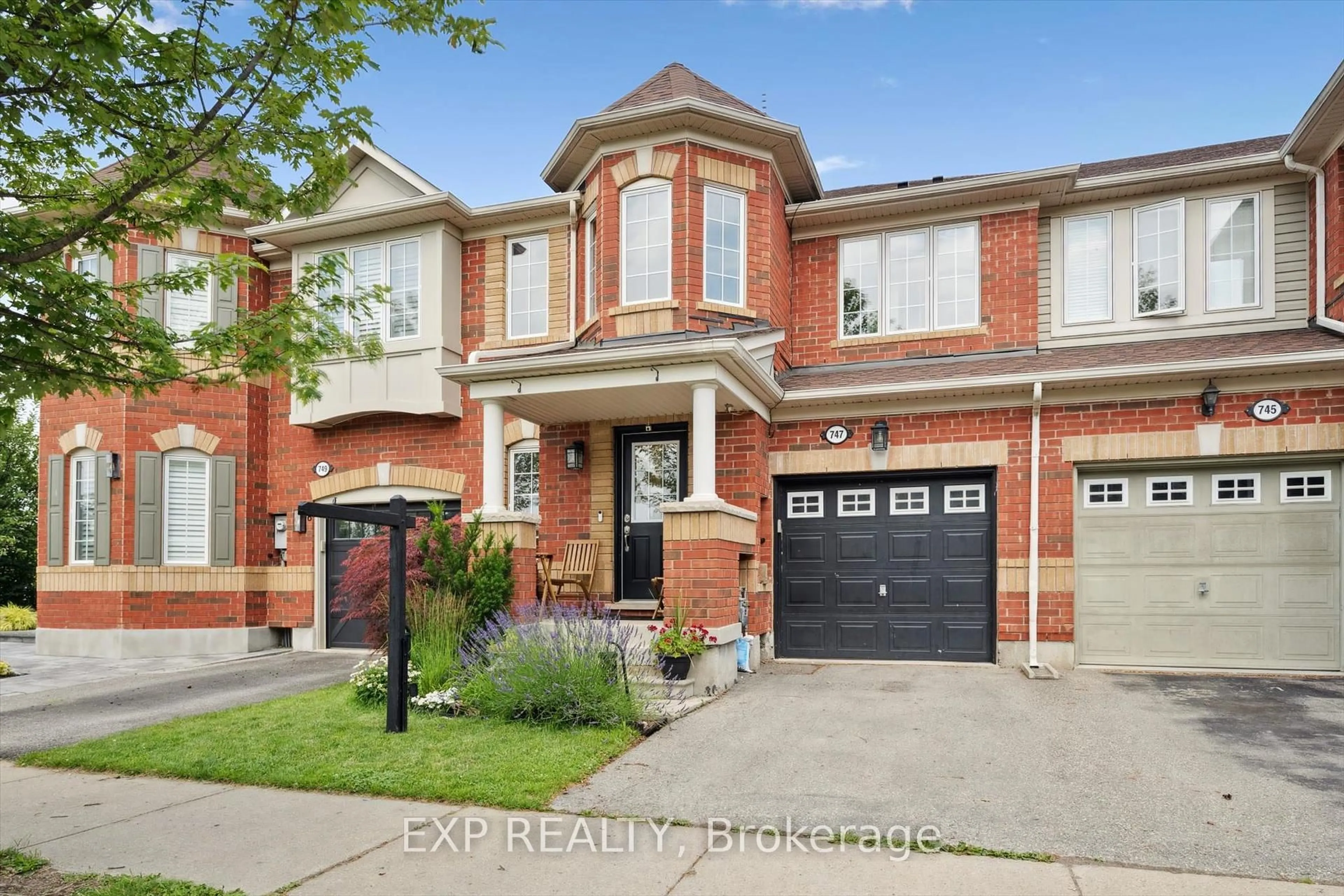 Home with brick exterior material, street for 747 Shortreed Cres, Milton Ontario L9T 0E8
