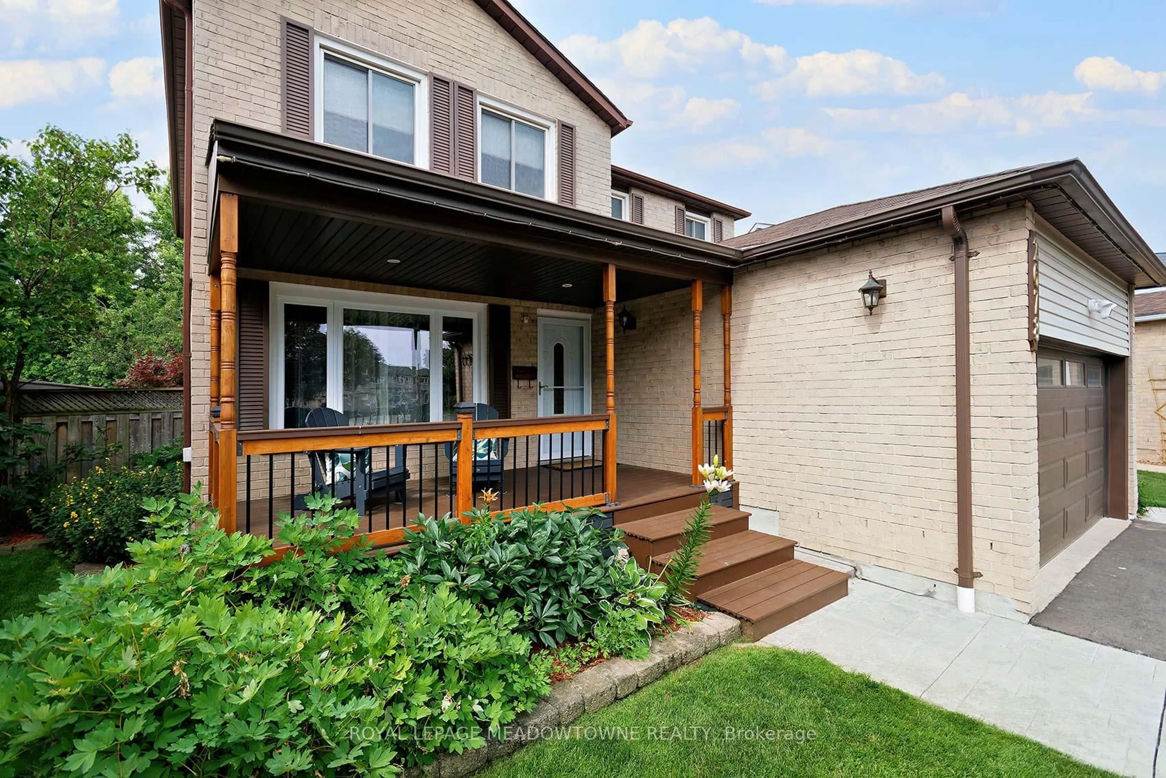 Home with brick exterior material, street for 2678 Markwood Crt, Mississauga Ontario L5N 4K5