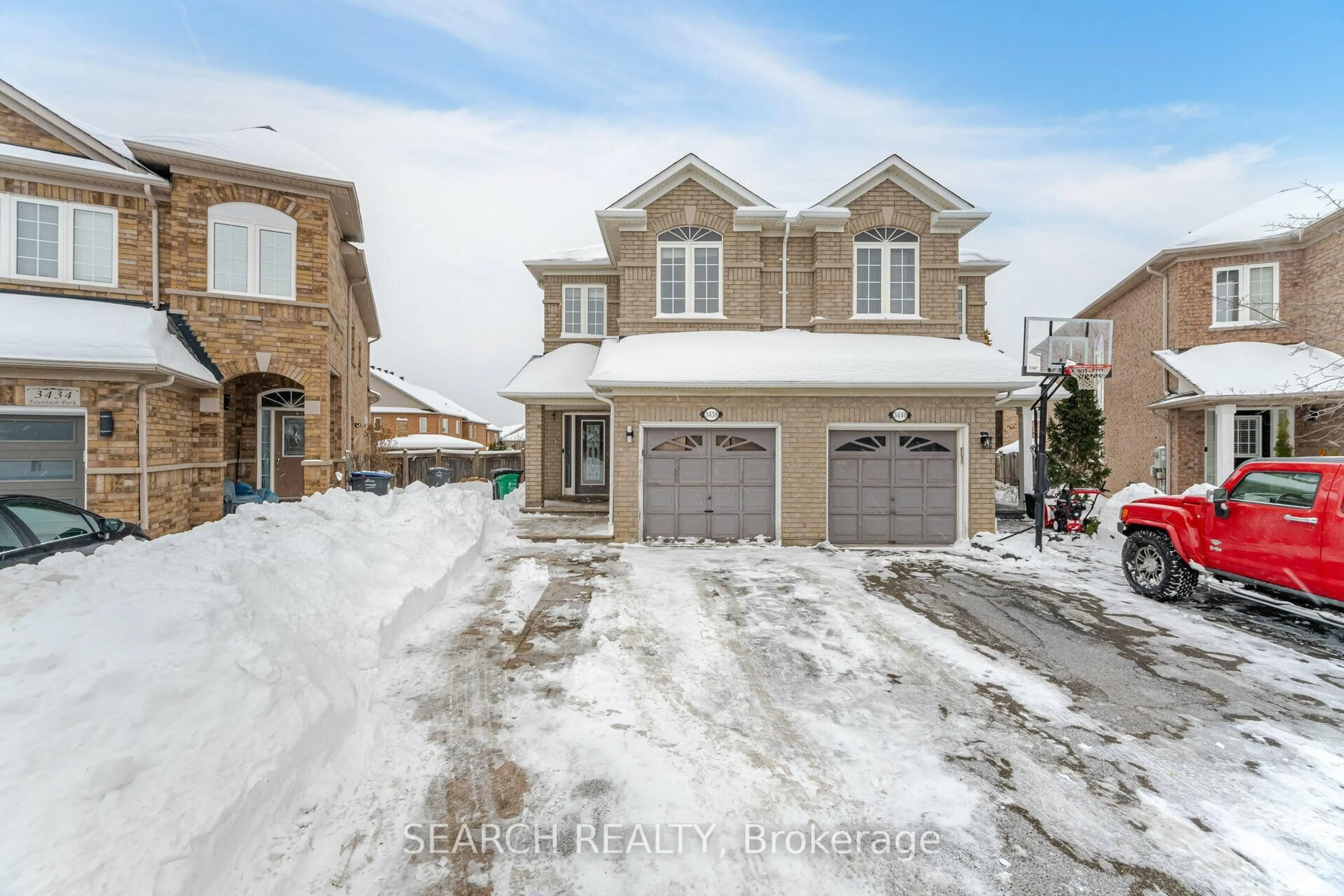 Unknown for 3438 Fountain Park Ave, Mississauga Ontario L5M 7E3